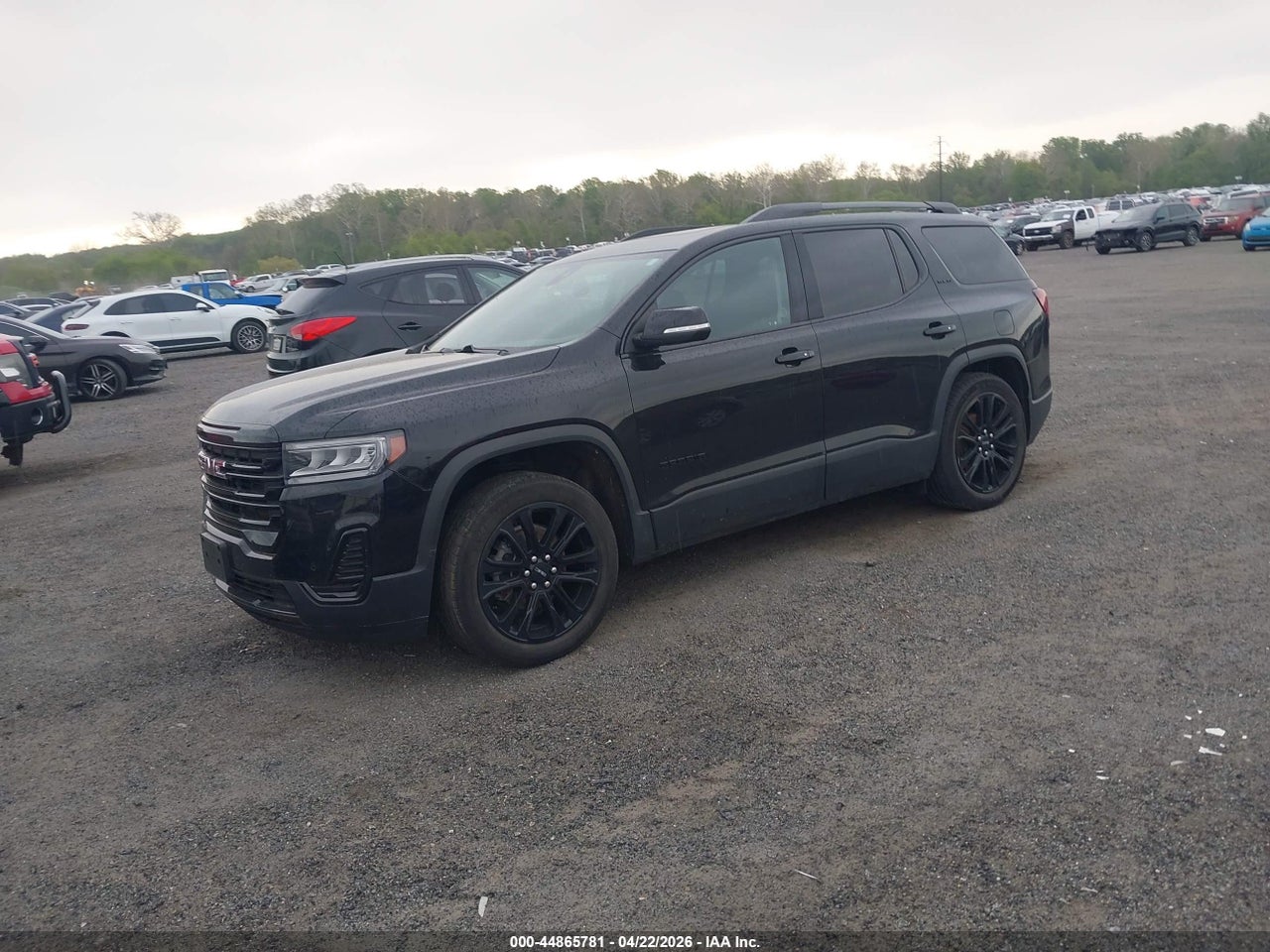 2023 GMC ACADIA SLE thumbnail 3