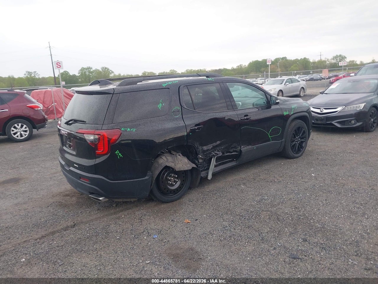2023 GMC ACADIA SLE thumbnail 5