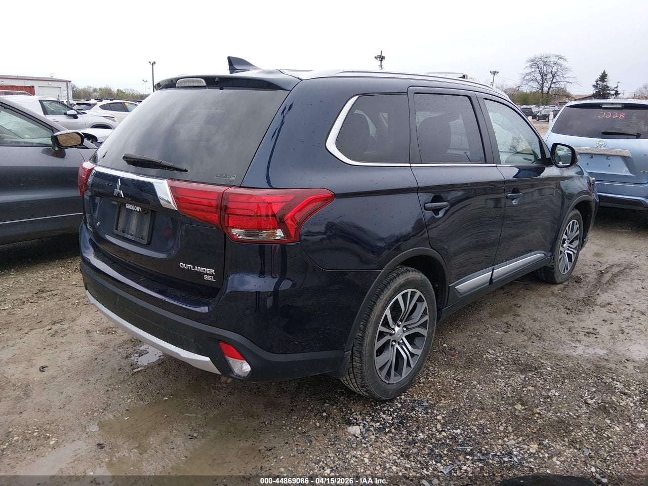 2017 MITSUBISHI OUTLANDER SE/SEL thumbnail 5