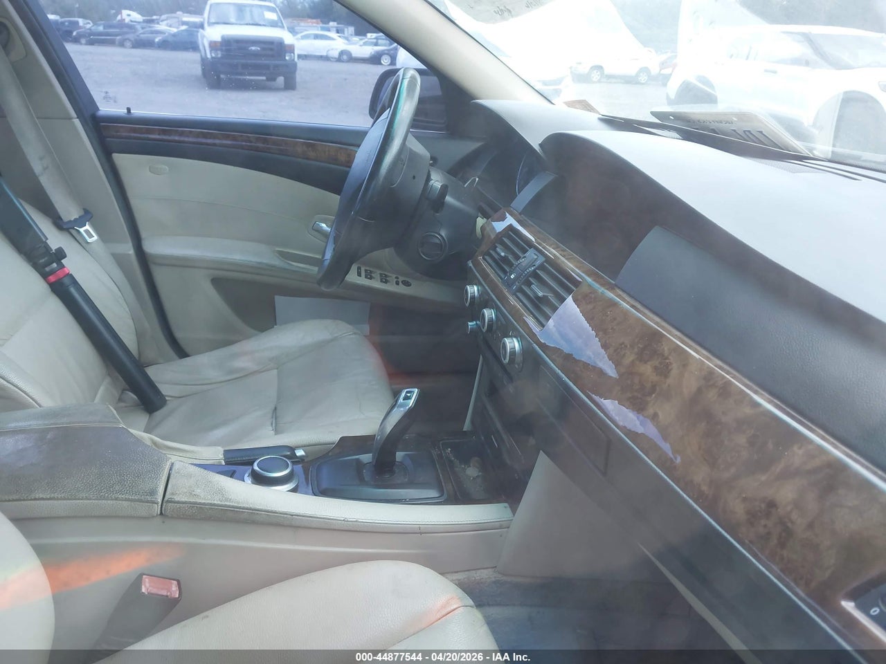 2008 BMW 528I   · 5/12