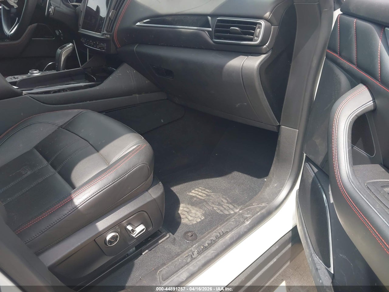 2023 MASERATI LEVANTE MODENA thumbnail 6