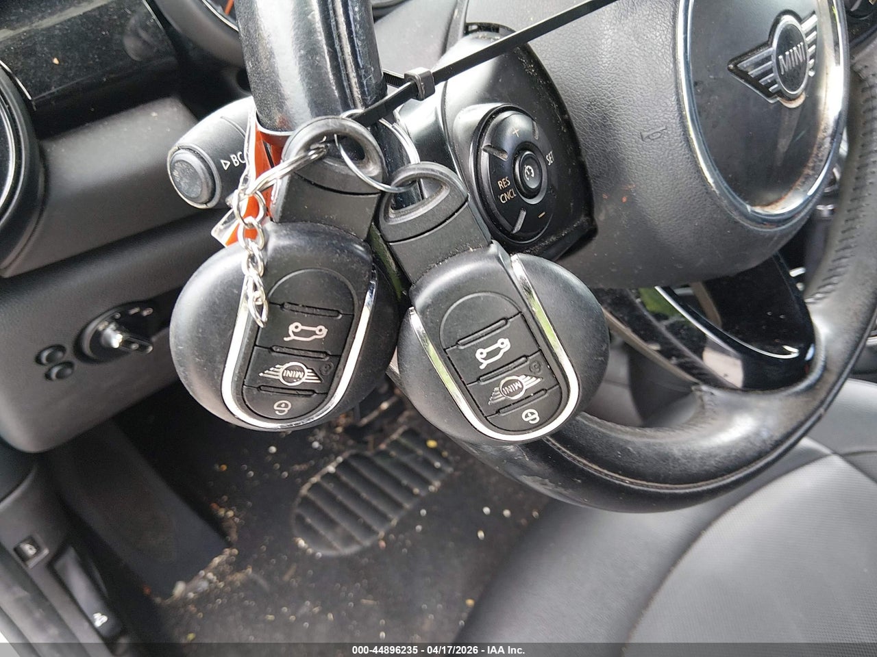 2019 MINI CONVERTIBLE COOPER thumbnail 12