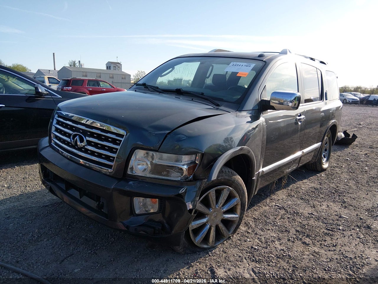 2010 INFINITI QX56   · 2/12