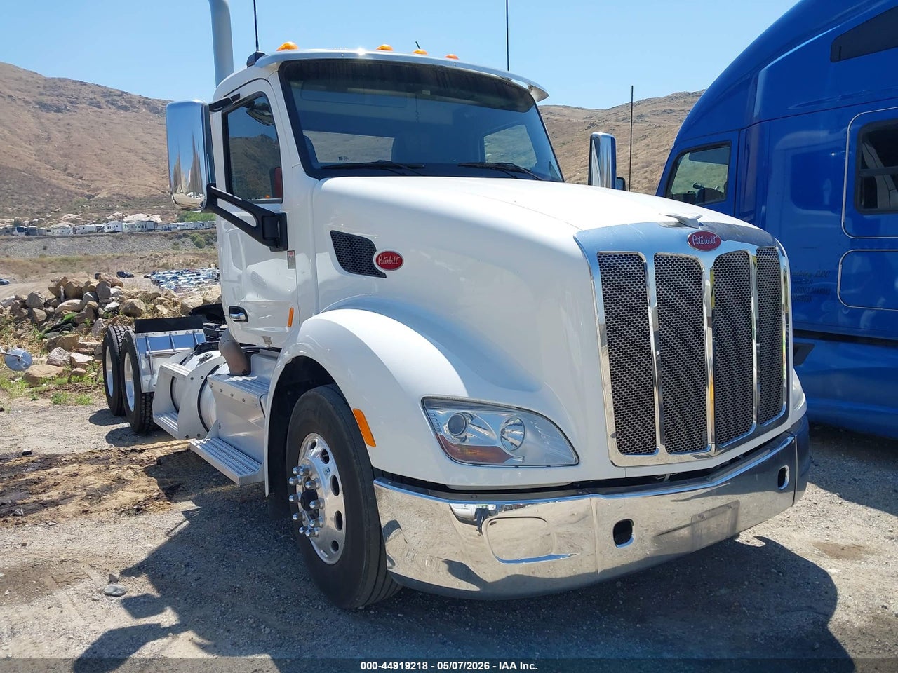 1XPBD49X8GD****** · 2016 PETERBILT 579