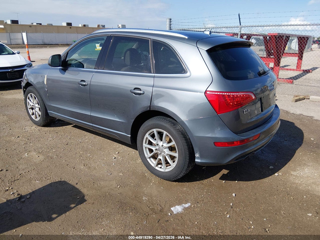 2012 AUDI Q5 2.0T PREMIUM thumbnail 4