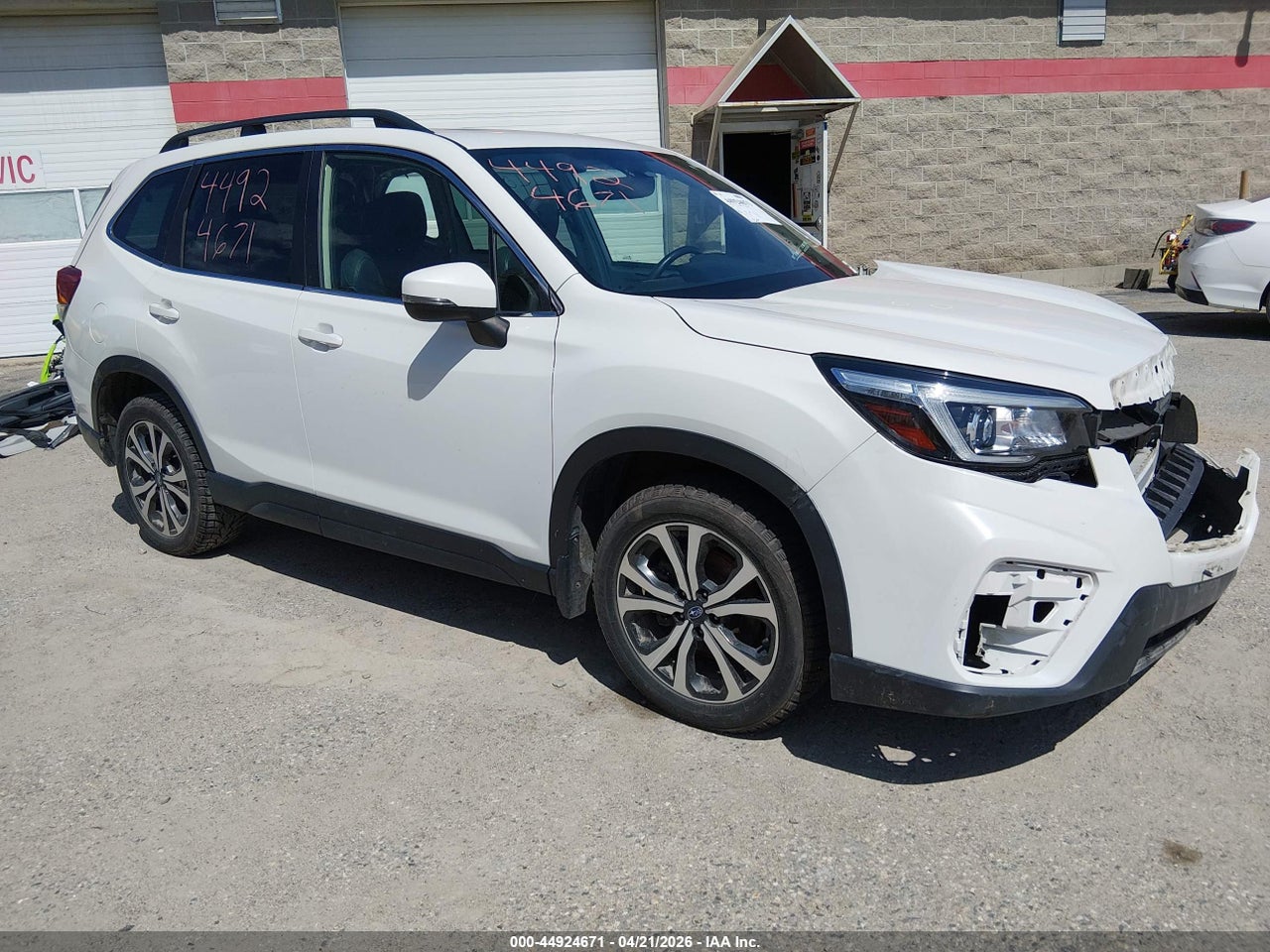2020 SUBARU FORESTER LIMITED thumbnail 2