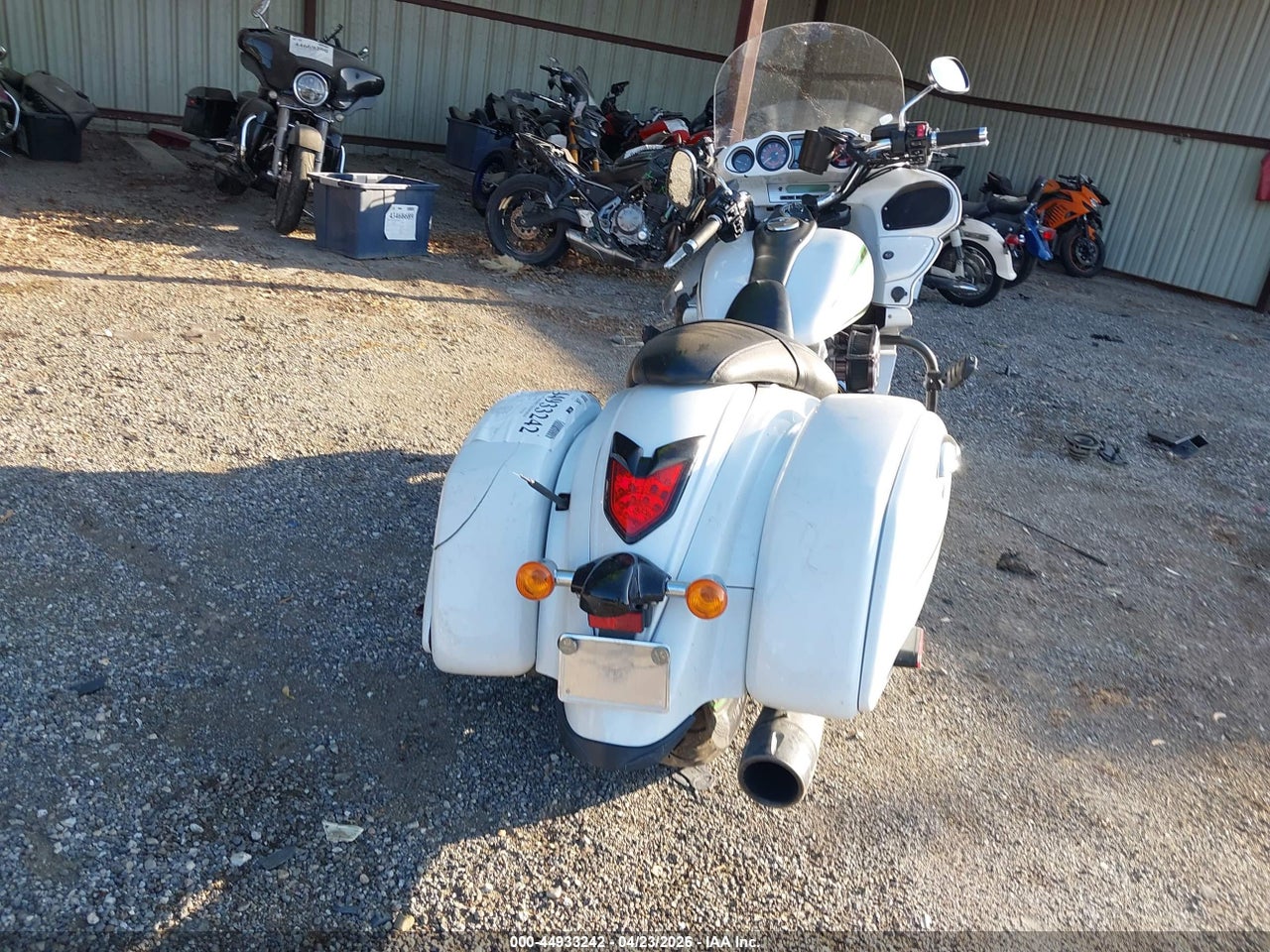 2016 KAWASAKI VN1700 K thumbnail 7