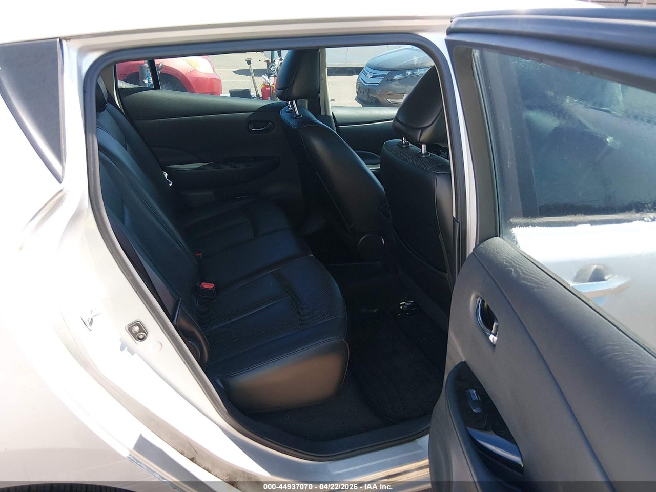 2013 NISSAN LEAF SL thumbnail 9