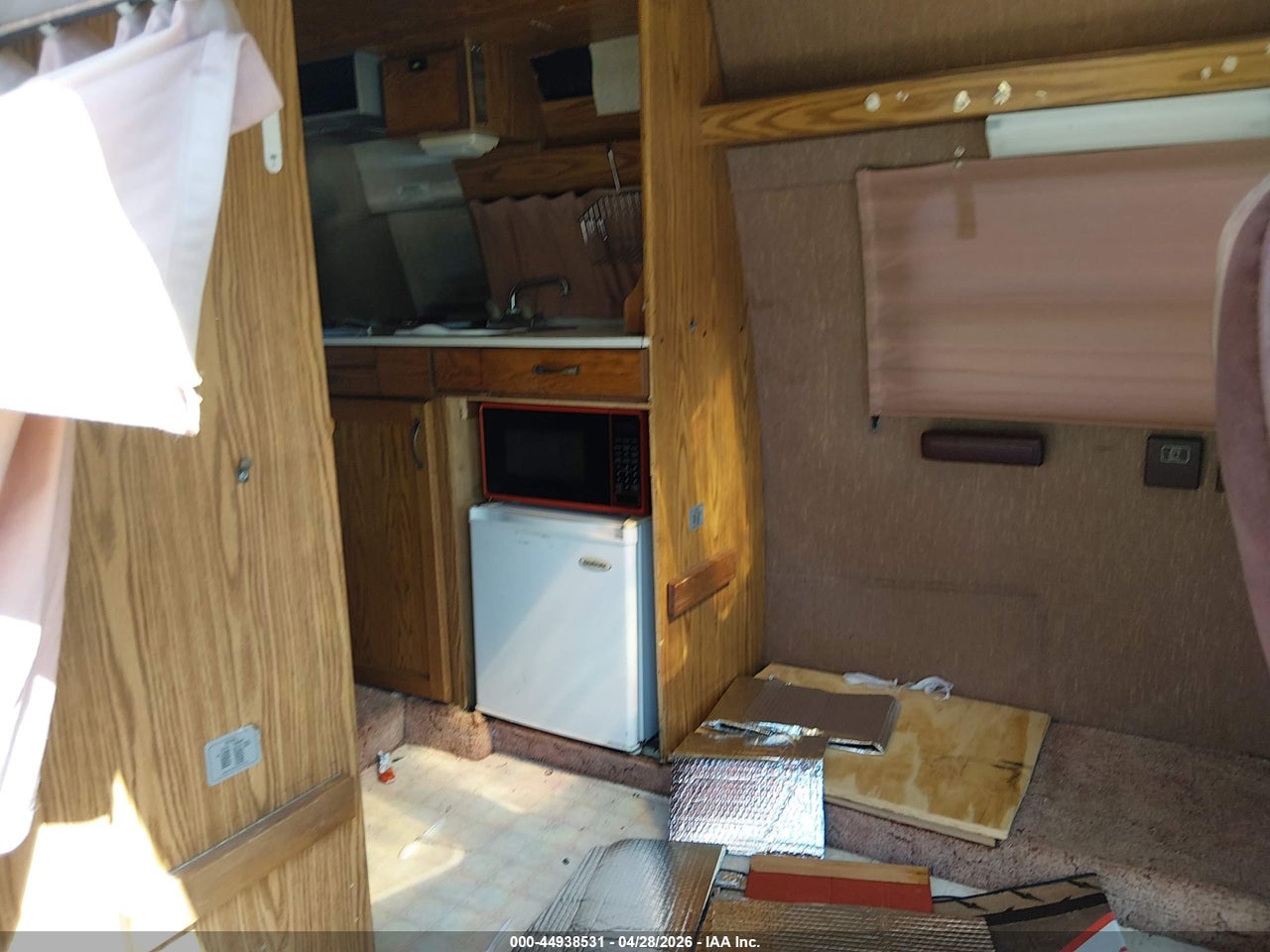 1990 DODGE RAM VAN B250 thumbnail 9