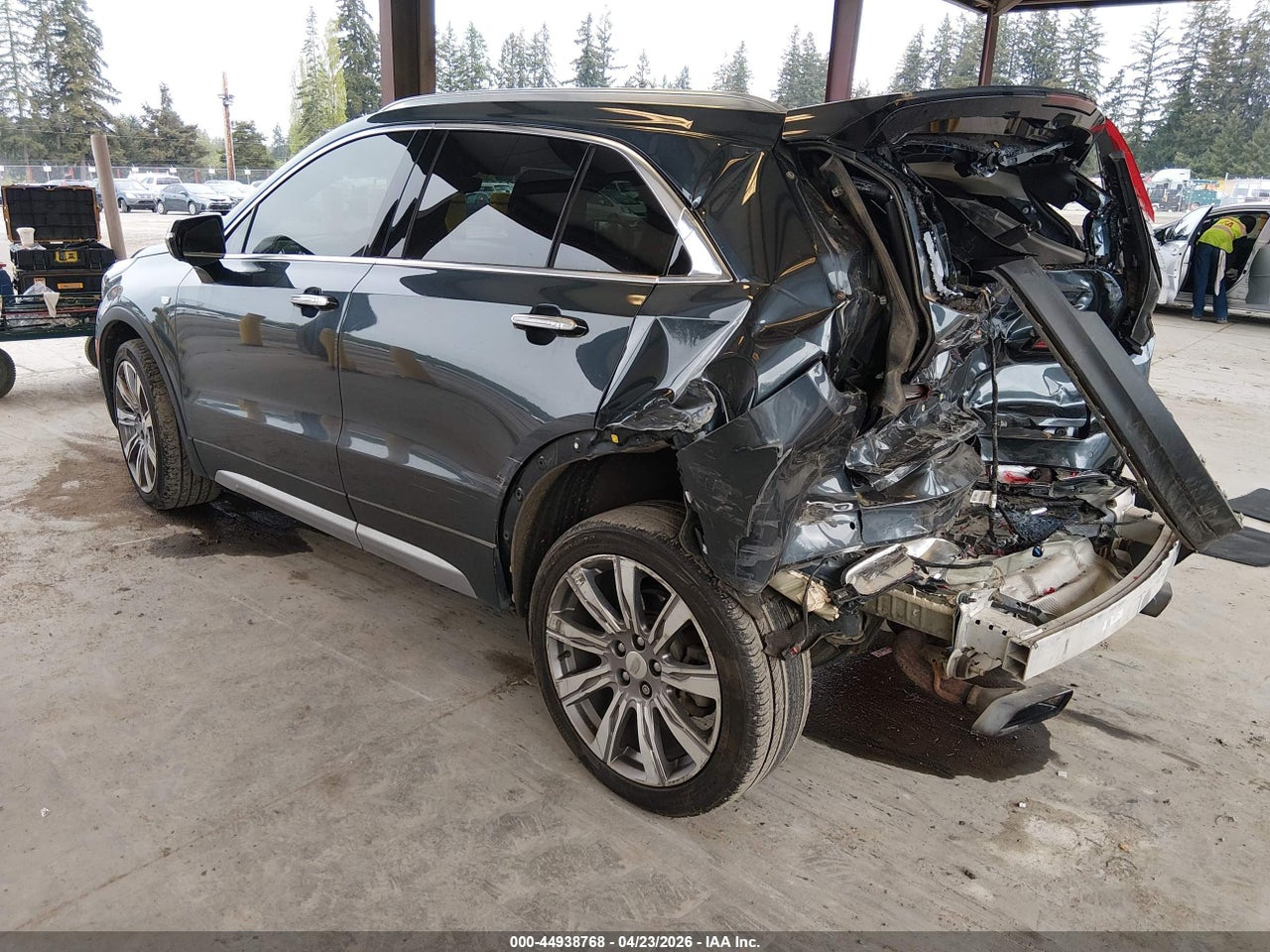 2019 CADILLAC XT4 PREMIUM LUXURY thumbnail 4