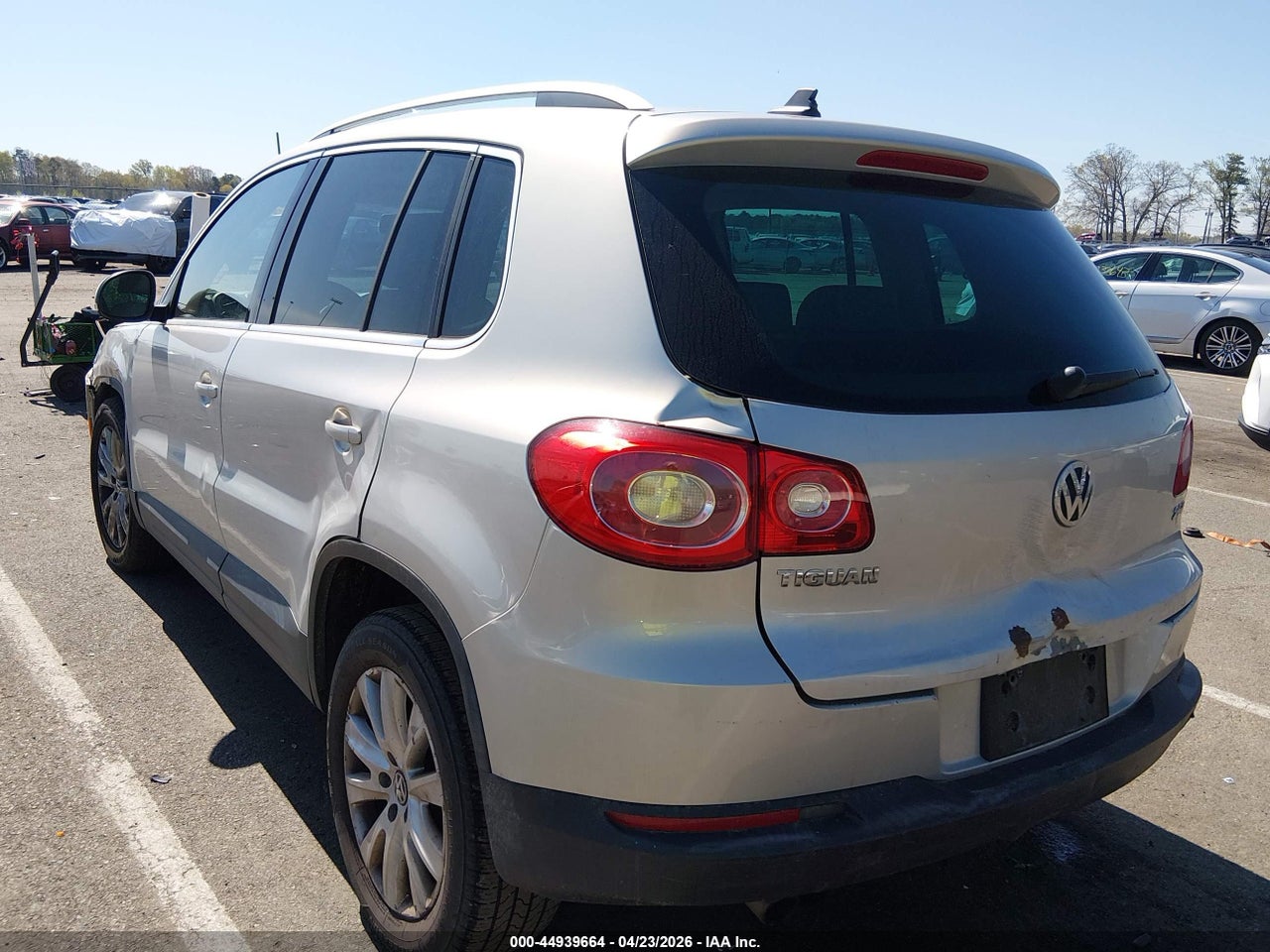 2009 VOLKSWAGEN TIGUAN S/SE/SEL thumbnail 4