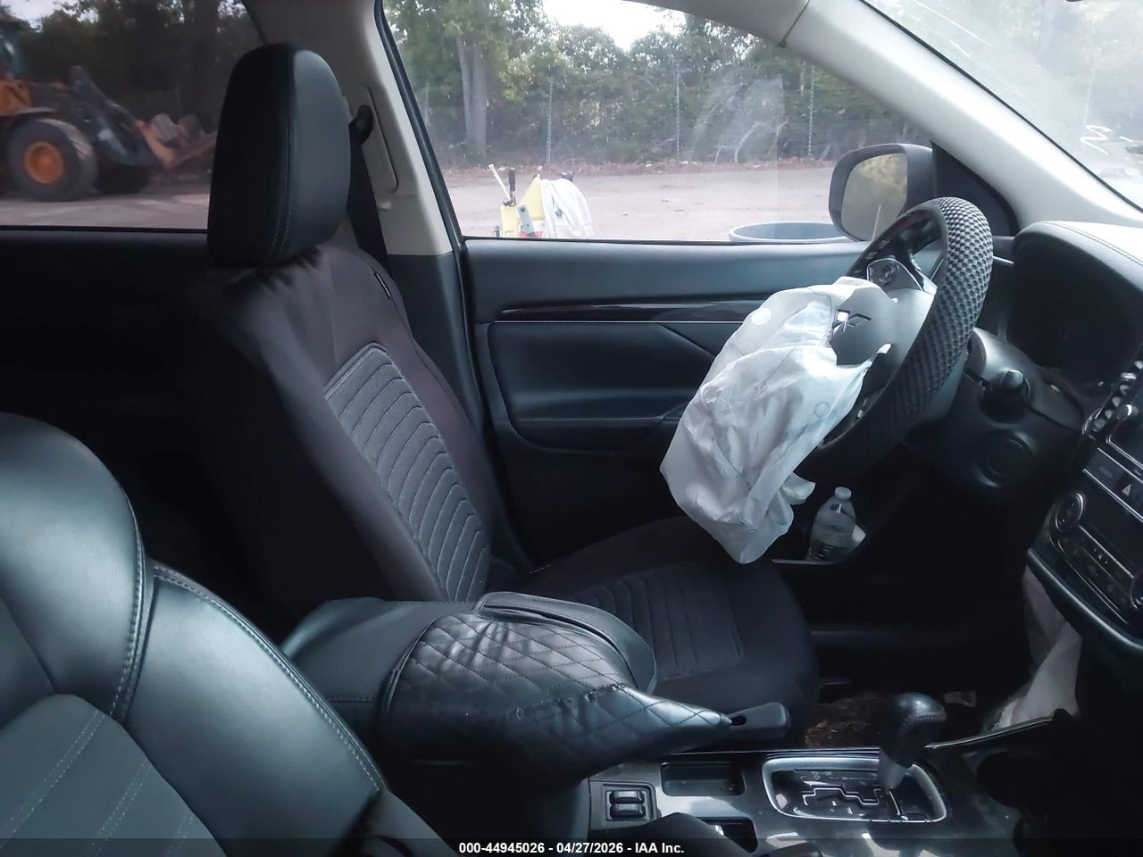 2019 MITSUBISHI OUTLANDER LE/SE/SEL thumbnail 6