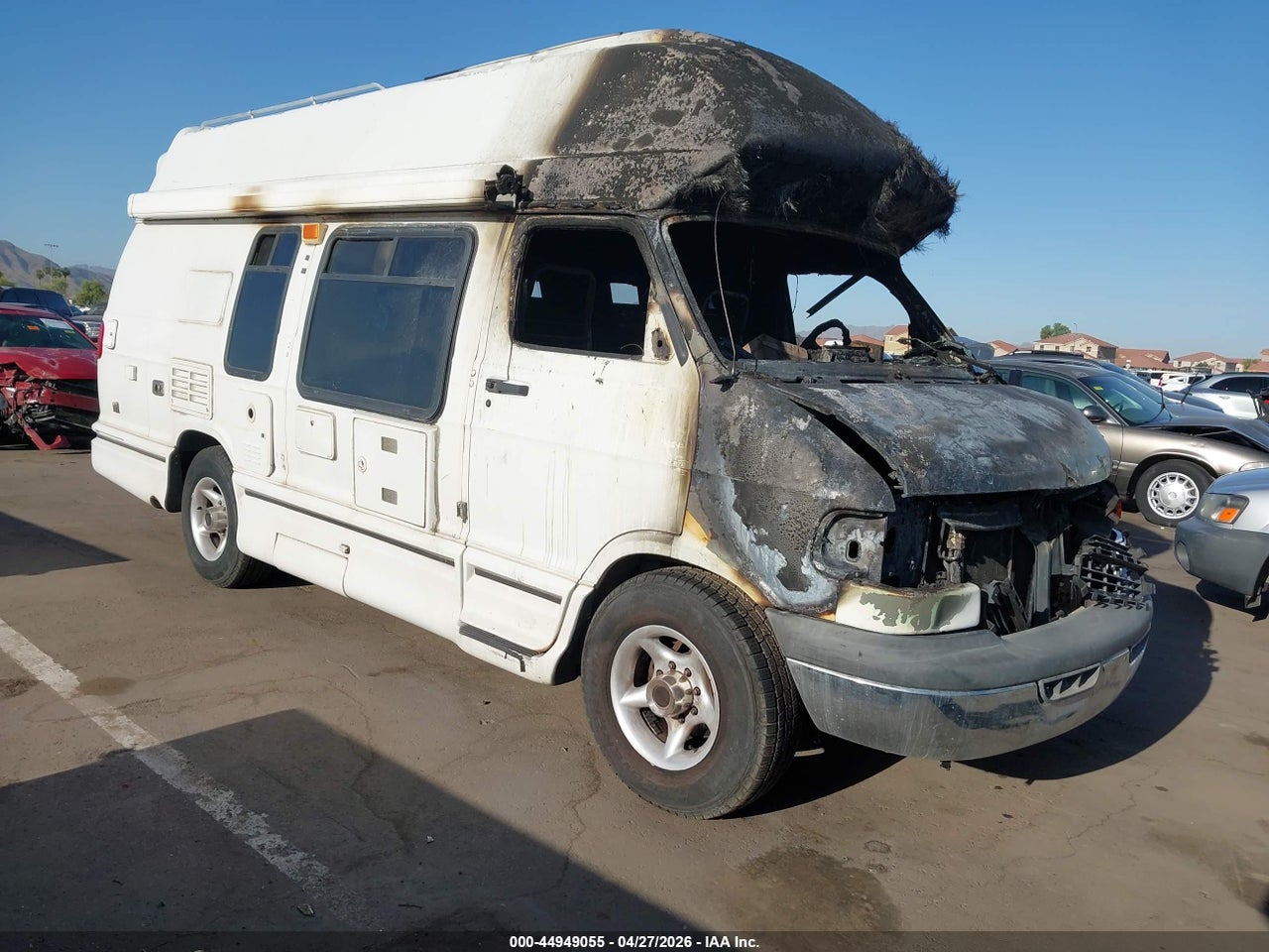 2B6LB31Z5XK****** · 1999 DODGE RAM VAN 3500 COMMERCIAL/CONVERSION