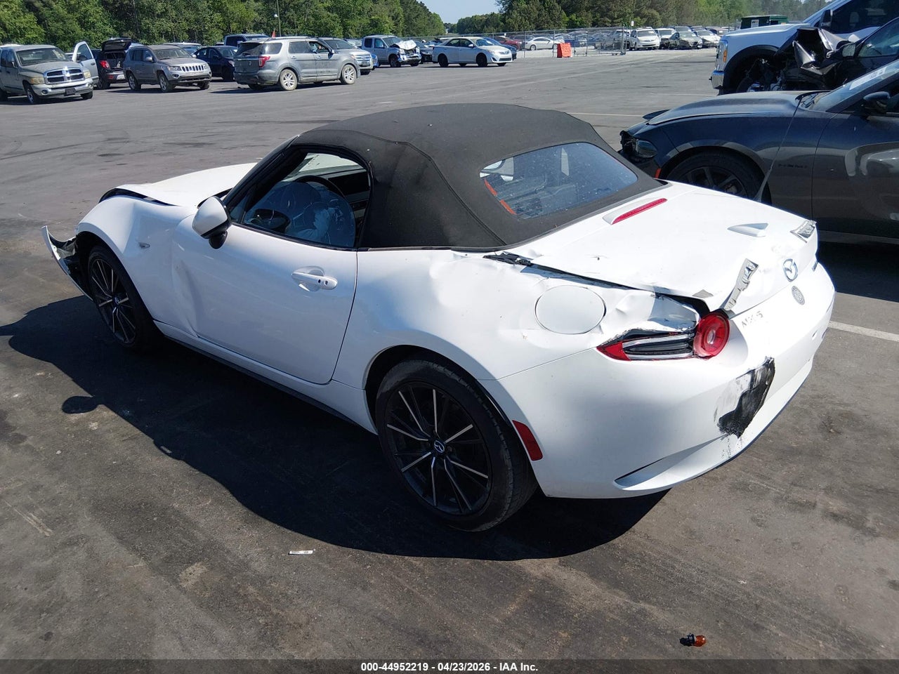 2025 MAZDA MX-5 MIATA GRAND TOURING thumbnail 4
