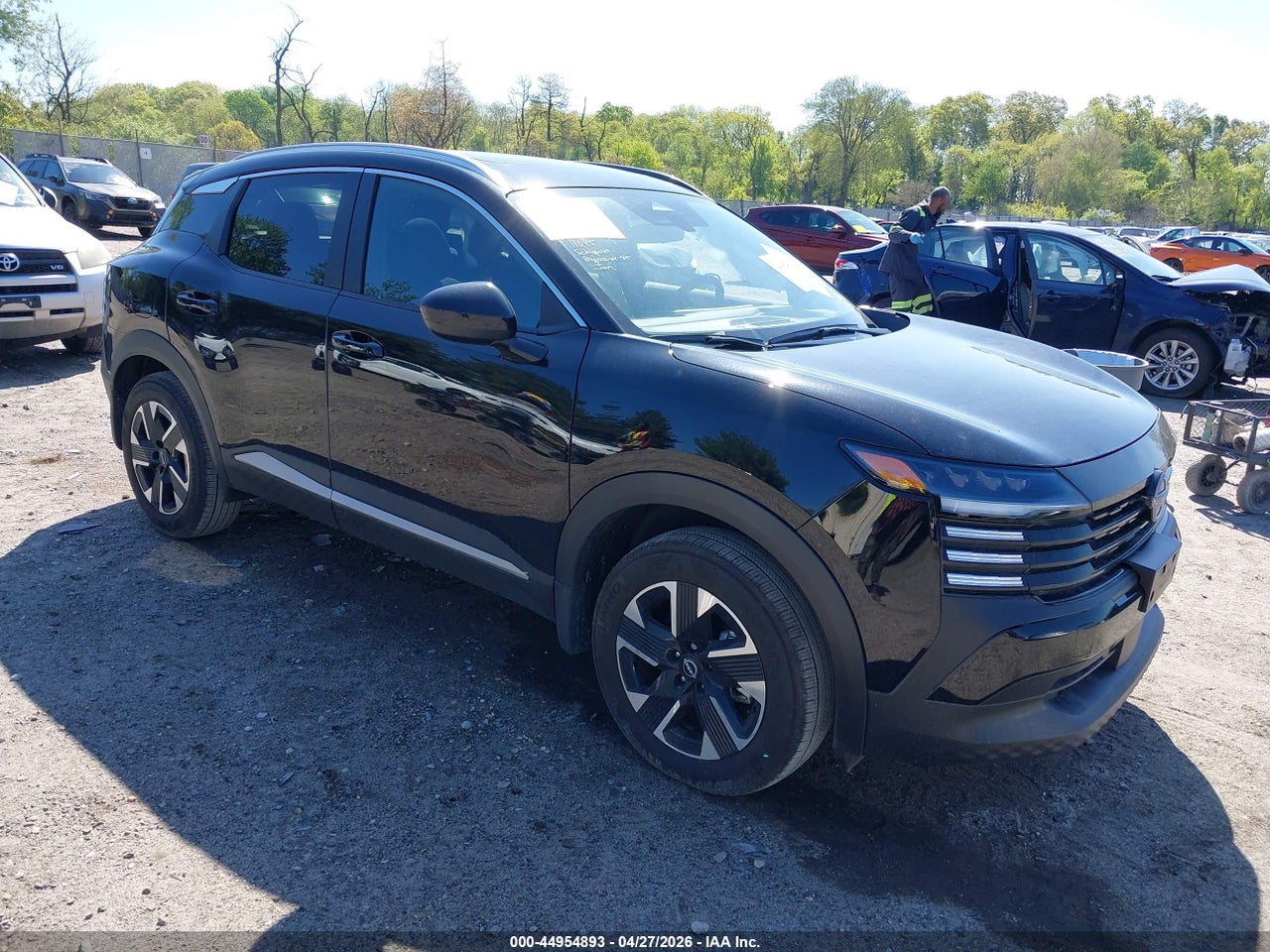 2025 Nissan Kicks
