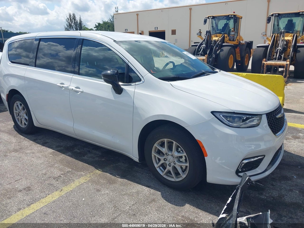 2C4RC1BGXTR****** · 2026 CHRYSLER PACIFICA SELECT