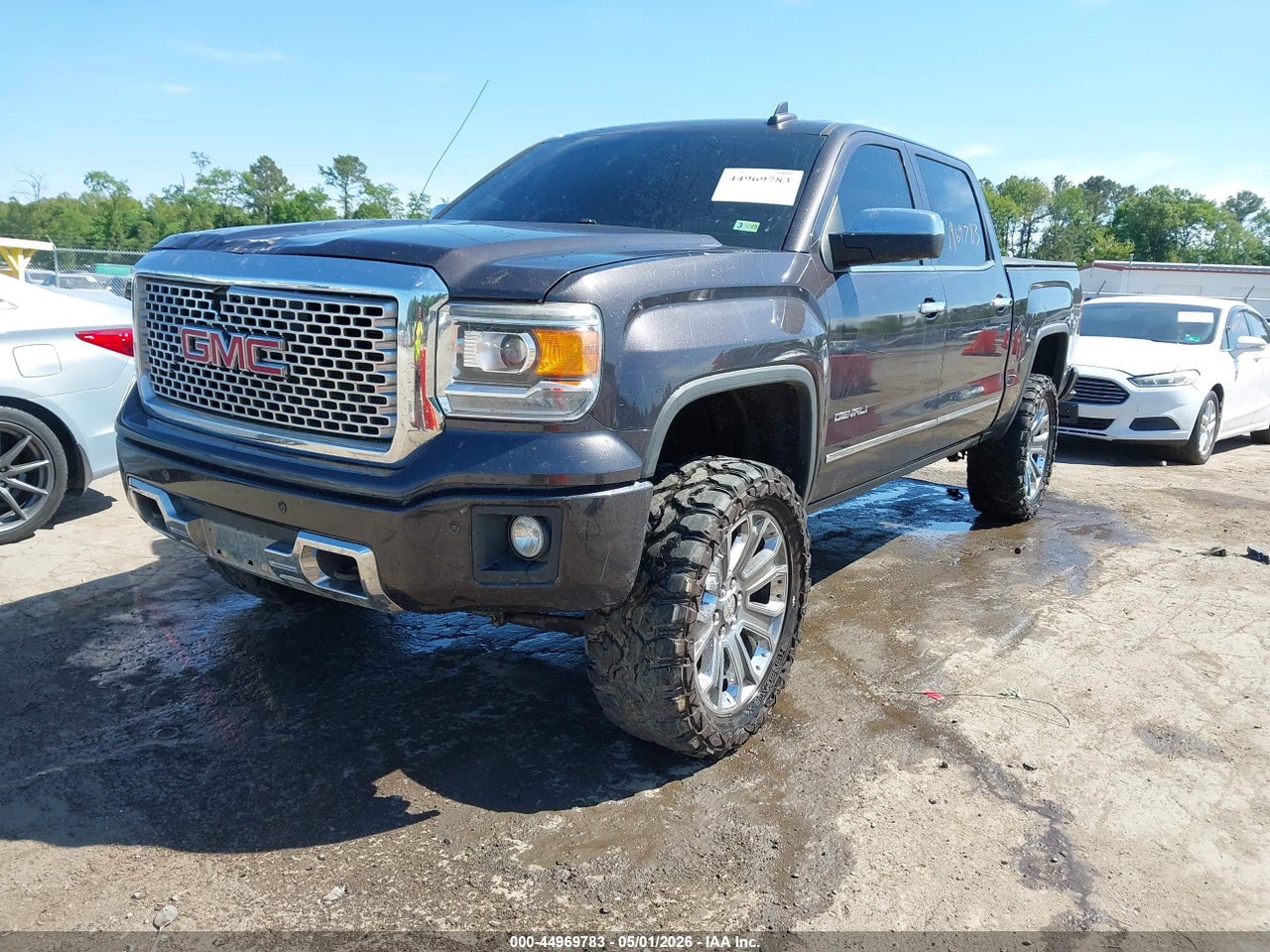 2015 GMC SIERRA 1500 DENALI thumbnail 3