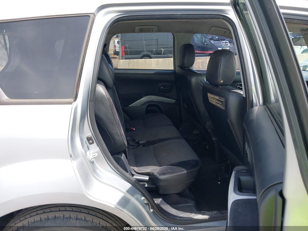 2010 MITSUBISHI OUTLANDER XLS thumbnail 9