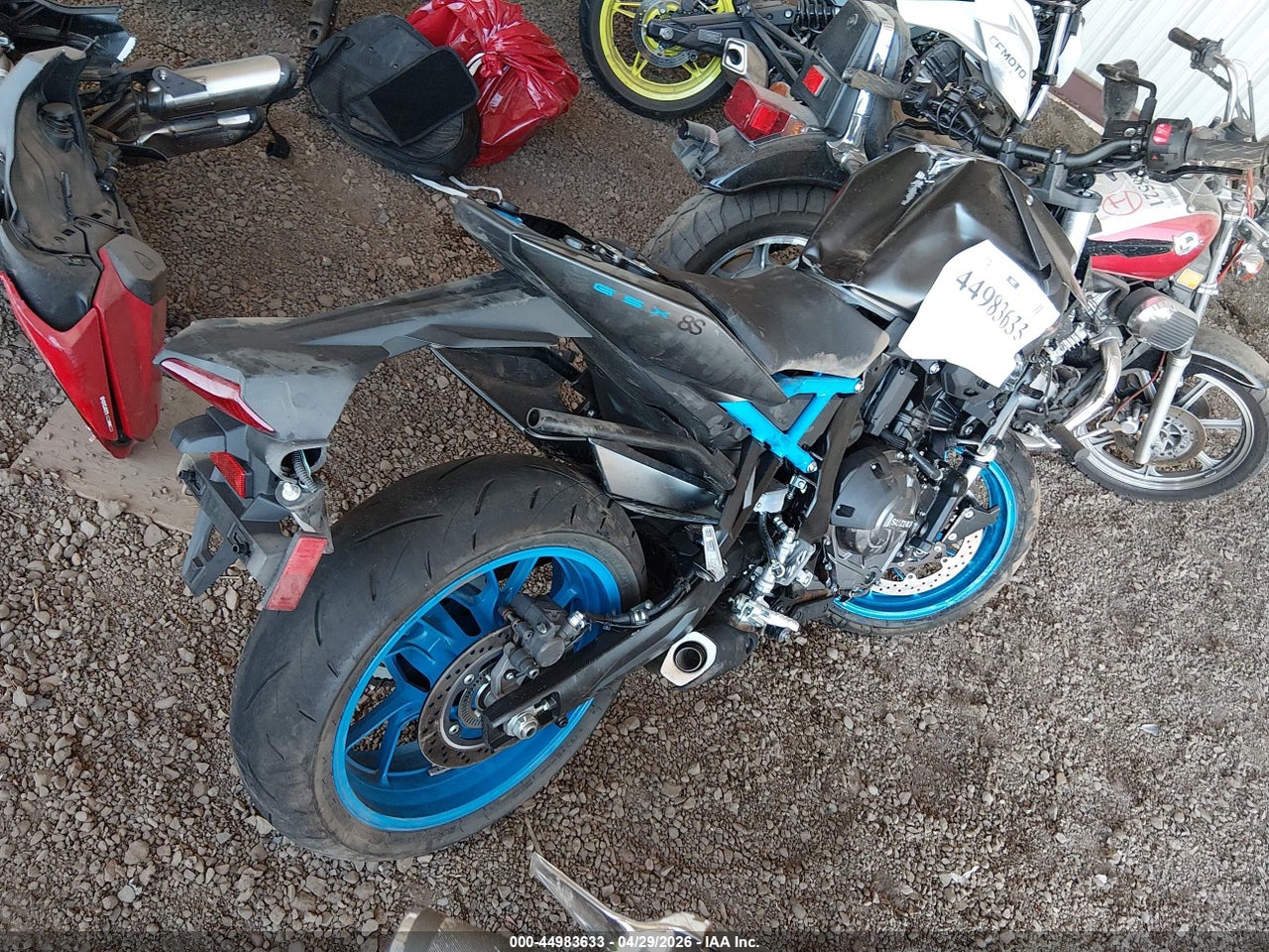 2024 SUZUKI GSX800 R thumbnail 5