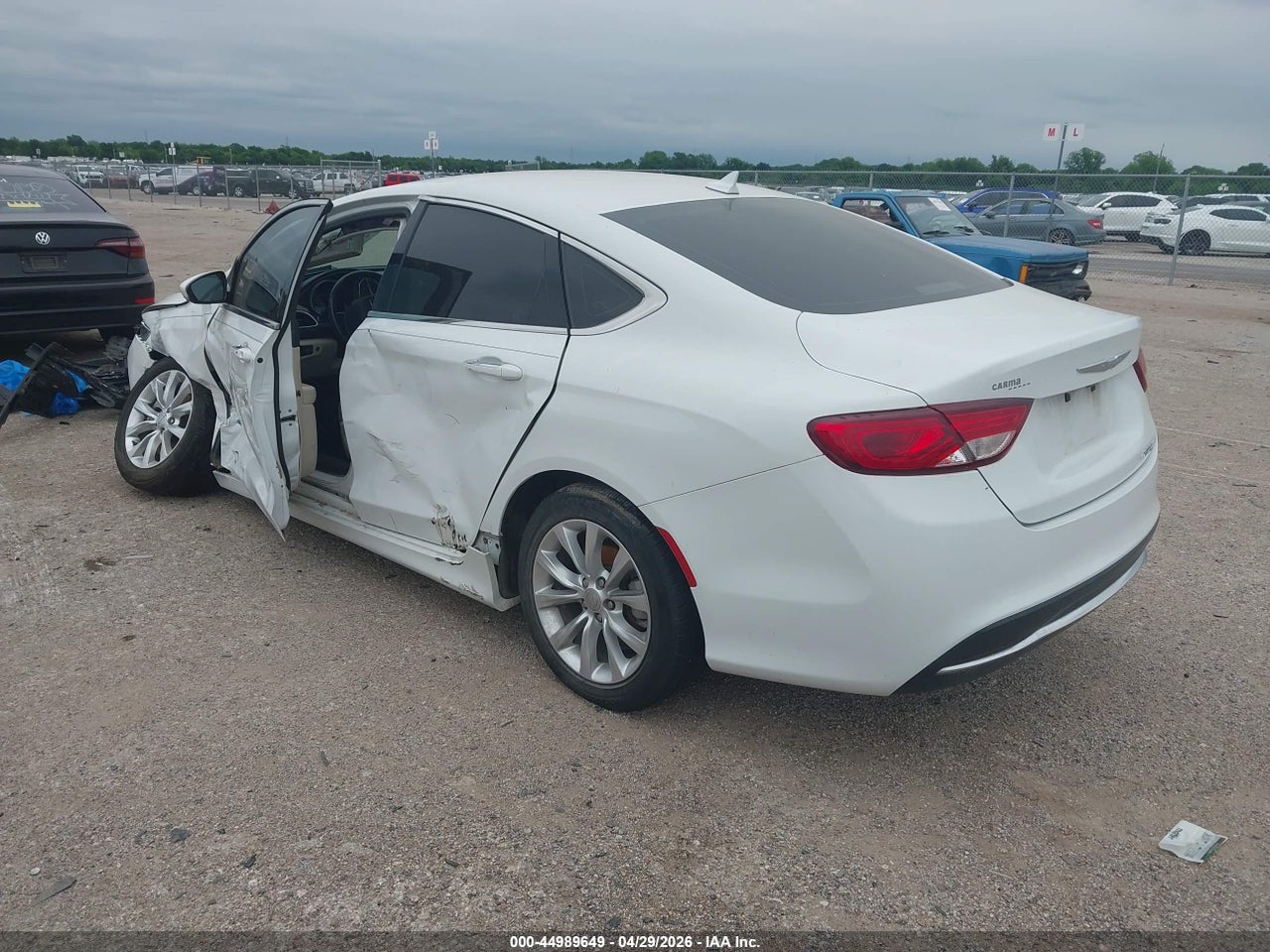 2016 CHRYSLER 200 C · 3/12