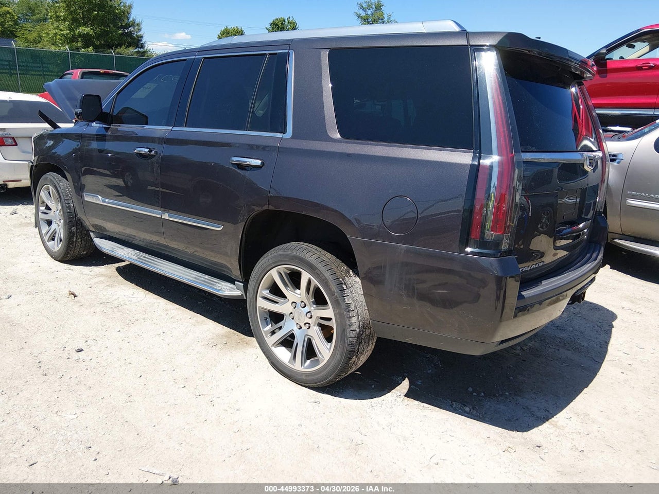 2015 CADILLAC ESCALADE LUXURY · 3/12