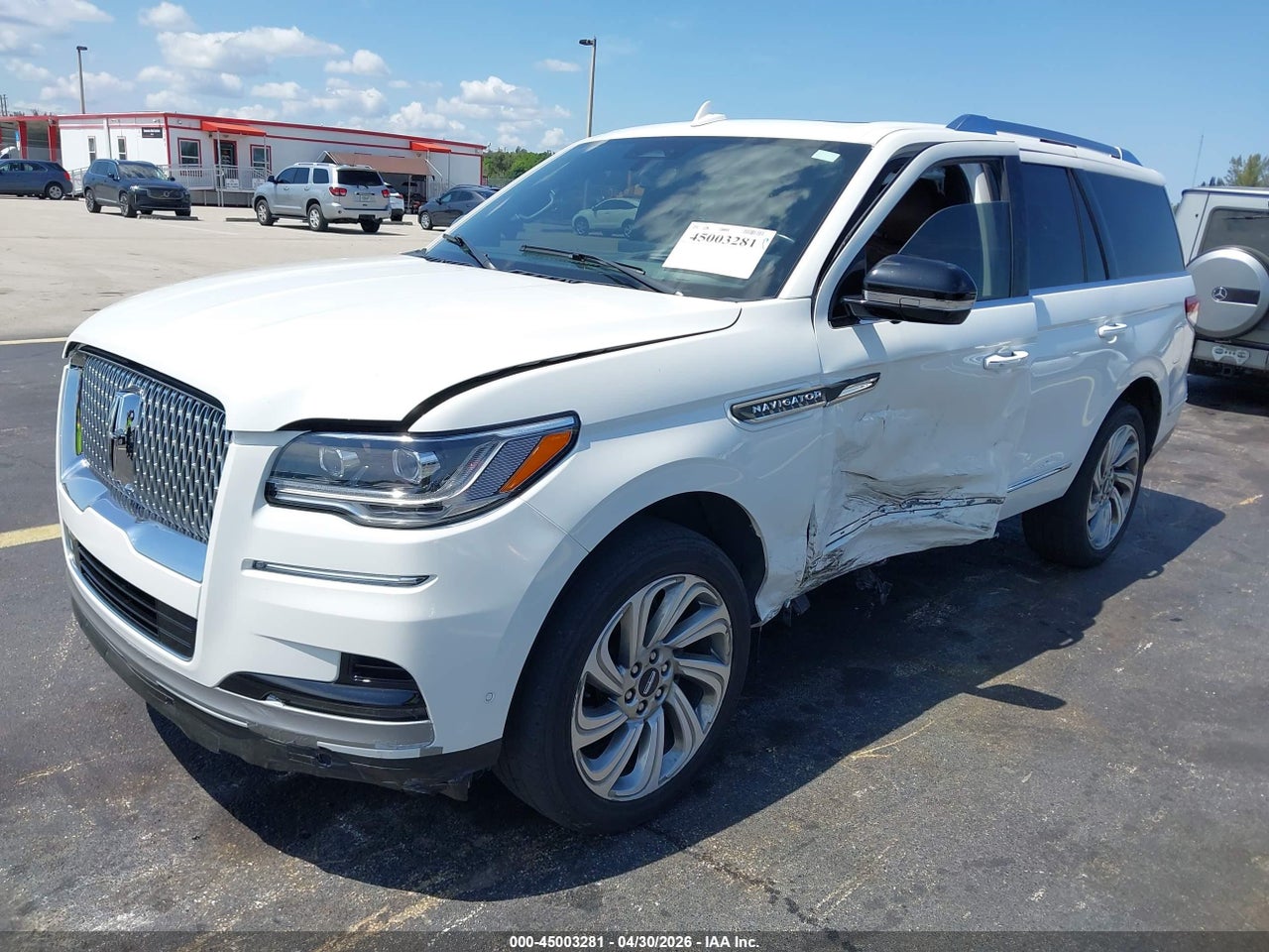 2023 LINCOLN NAVIGATOR RESERVE thumbnail 3