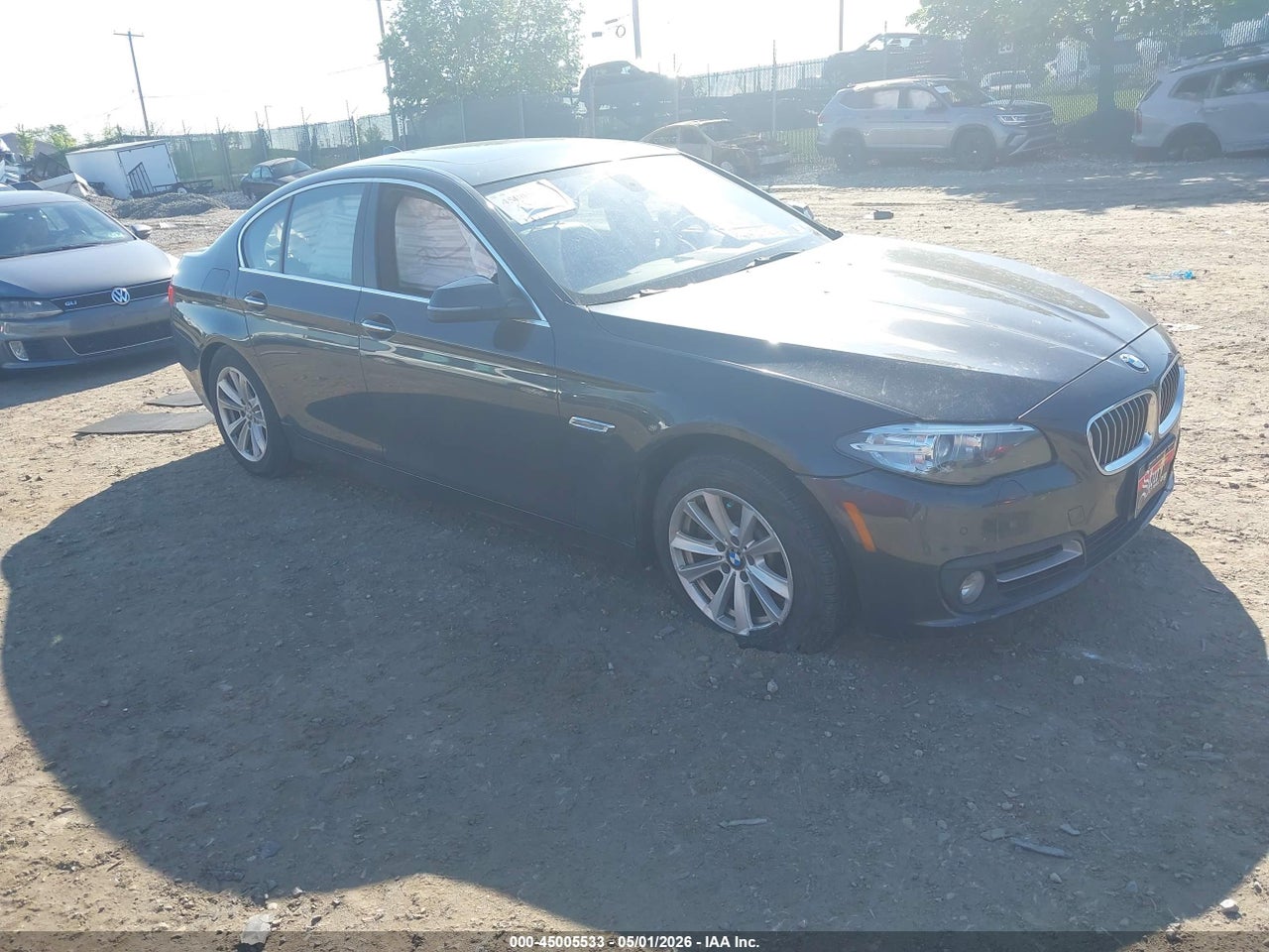 2015 BMW 528I XDRIVE thumbnail 2
