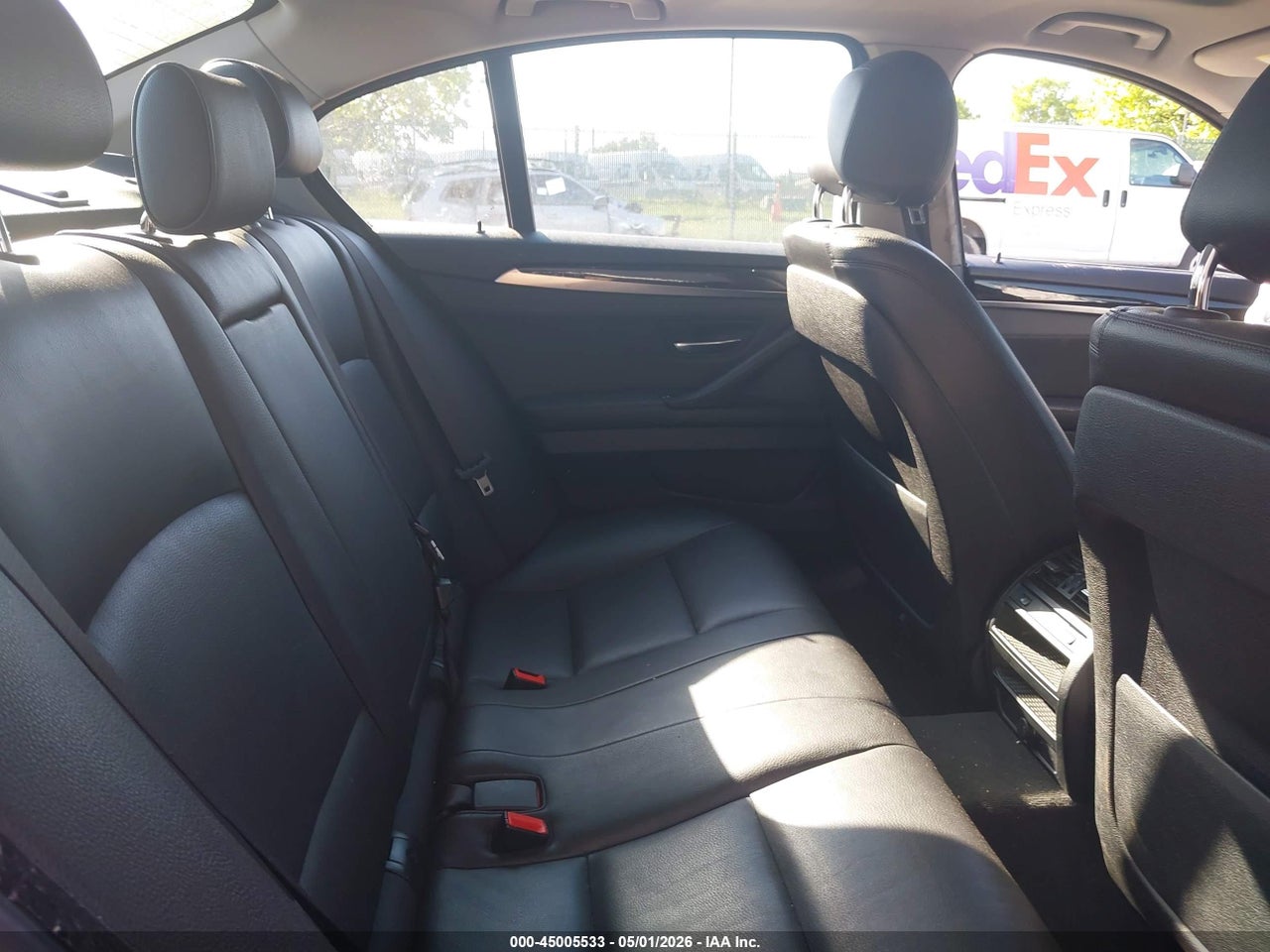 2015 BMW 528I XDRIVE thumbnail 9