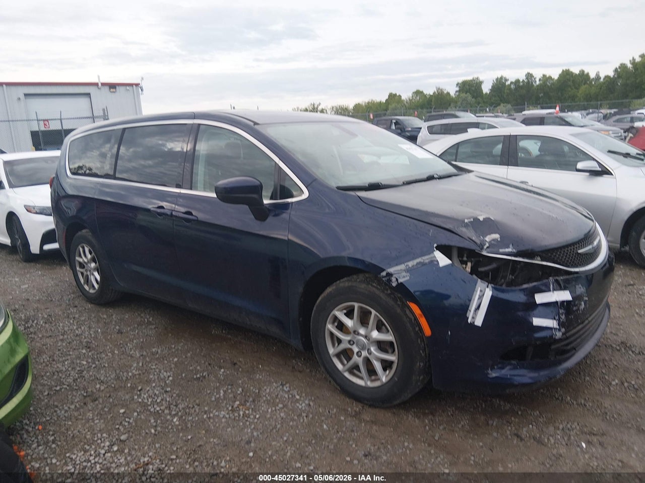 2C4RC1DG2HR****** · 2017 CHRYSLER PACIFICA TOURING