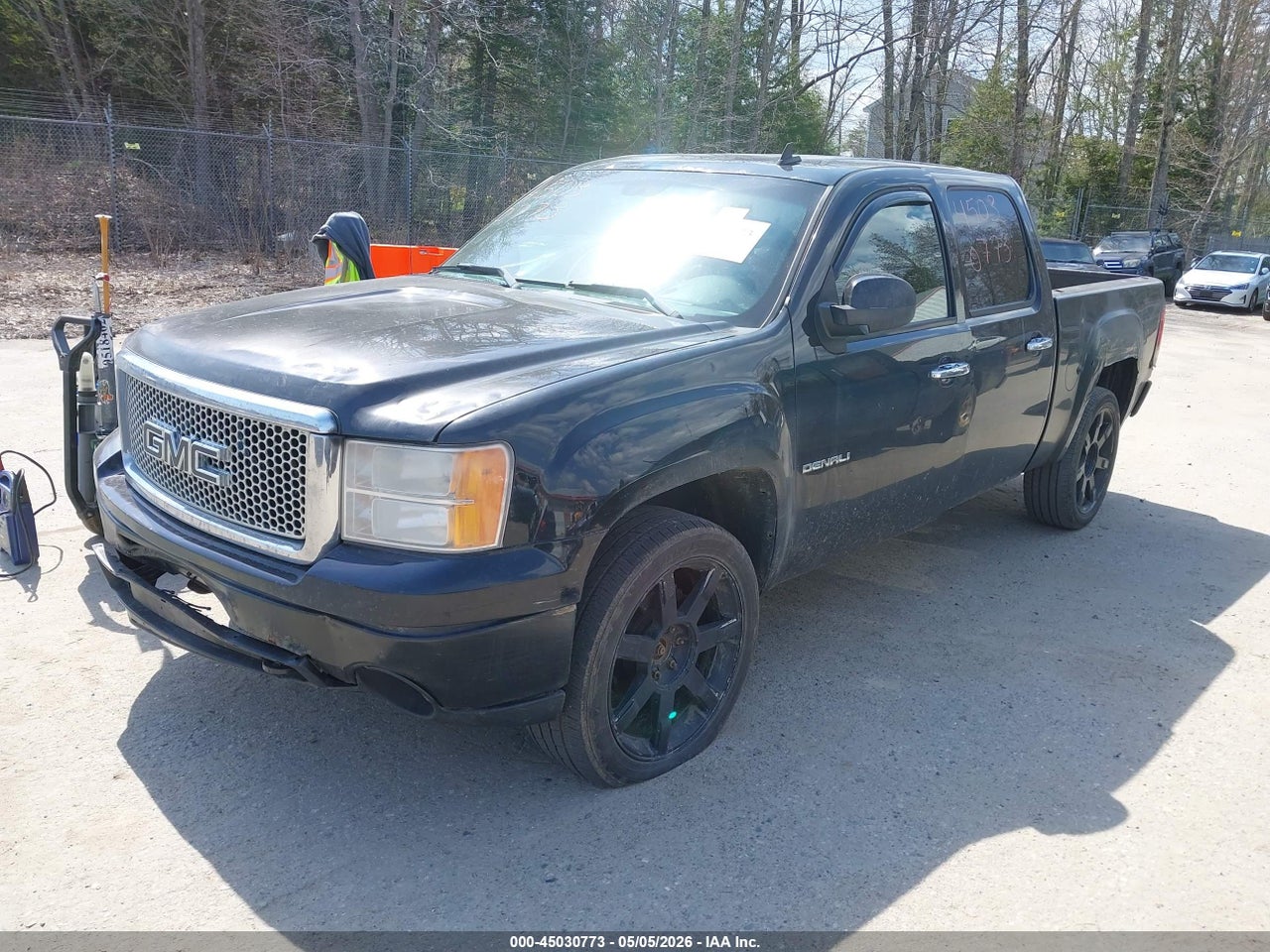 3GTP2XE27BG****** · 2011 GMC SIERRA 1500 DENALI · 2/12
