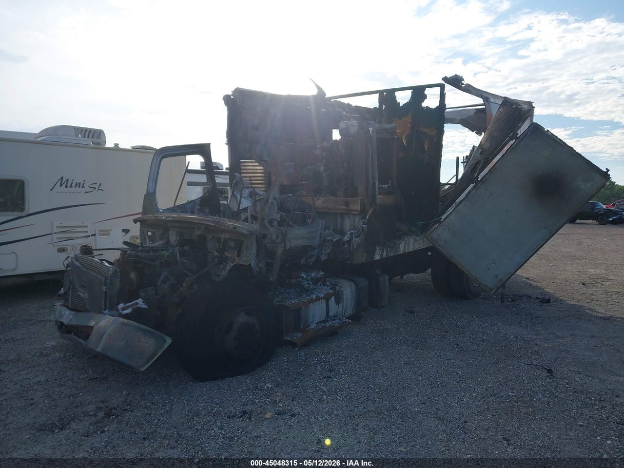 2013 FREIGHTLINER M2 106 MEDIUM DUTY thumbnail 3