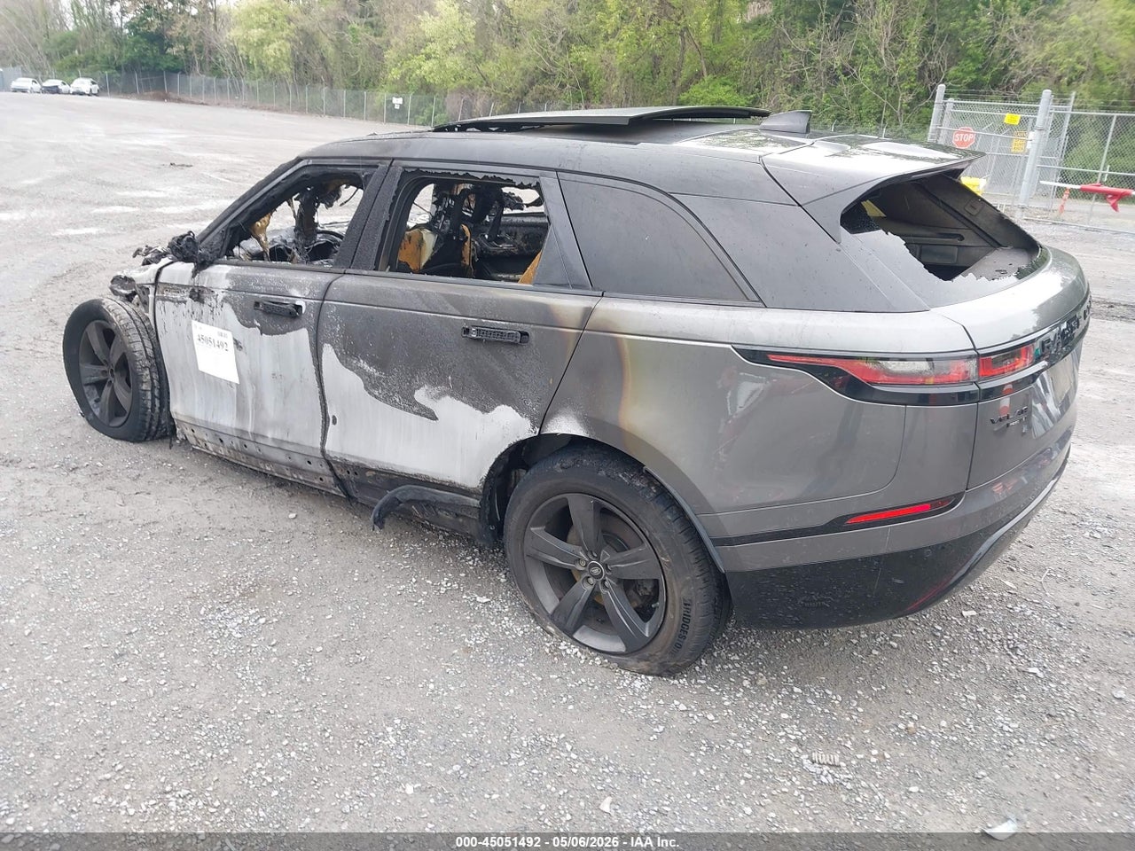 2019 LAND ROVER RANGE ROVER VELAR P250 S thumbnail 4