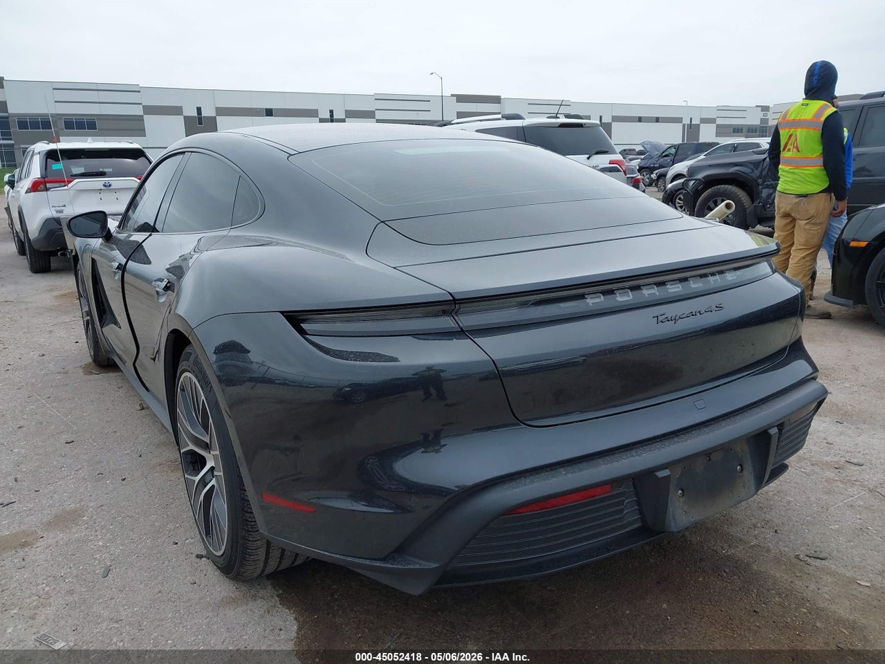 2021 PORSCHE TAYCAN 4S thumbnail 4