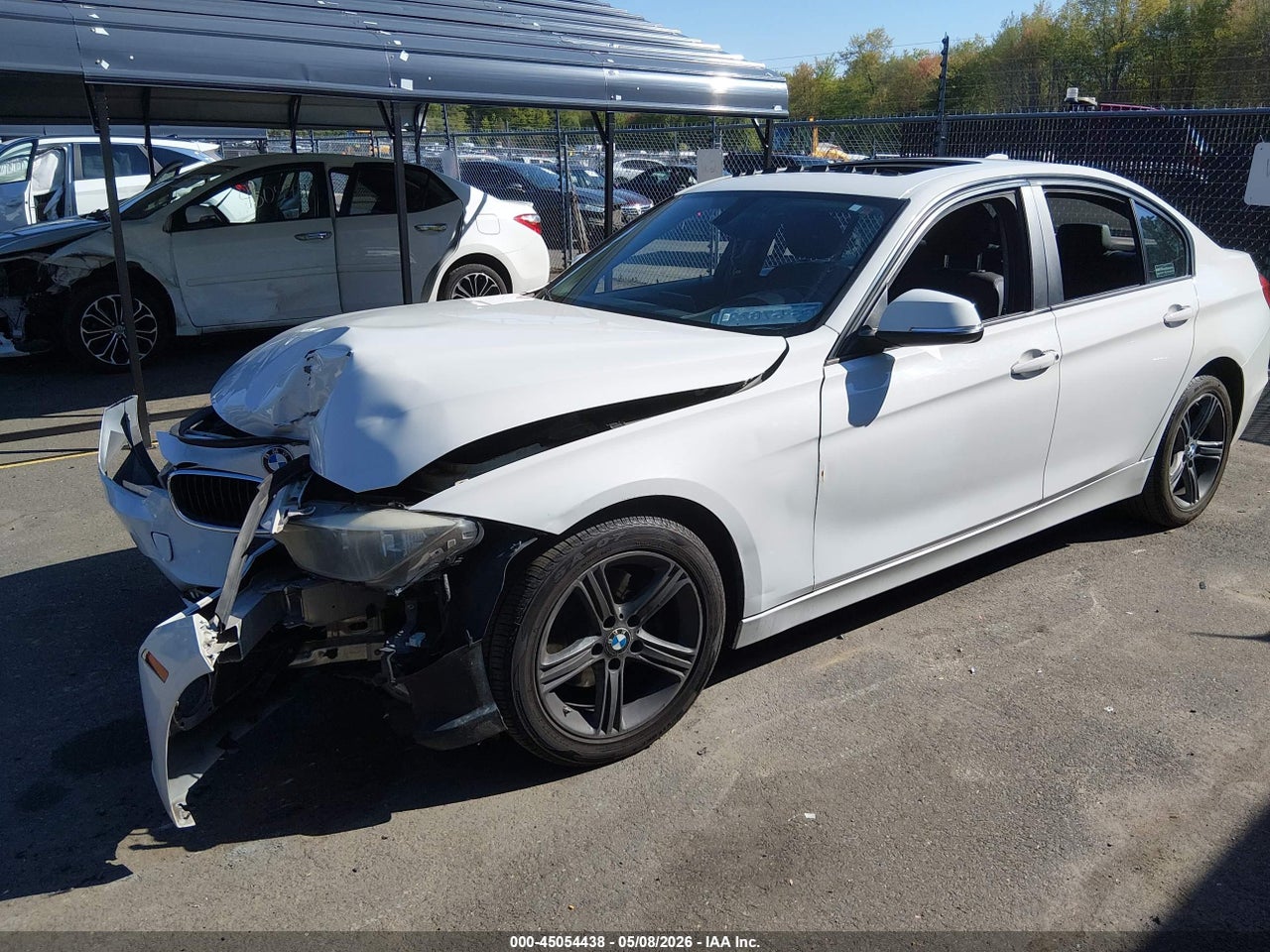 2015 BMW 328I XDRIVE thumbnail 3