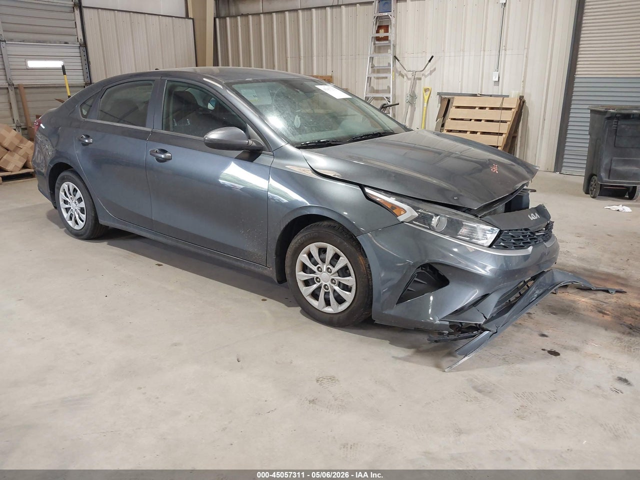 2024 KIA FORTE LX thumbnail 2
