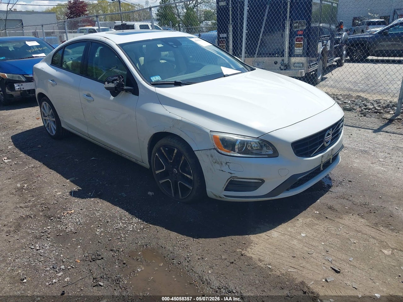 2017 VOLVO S60 T5 DYNAMIC thumbnail 2