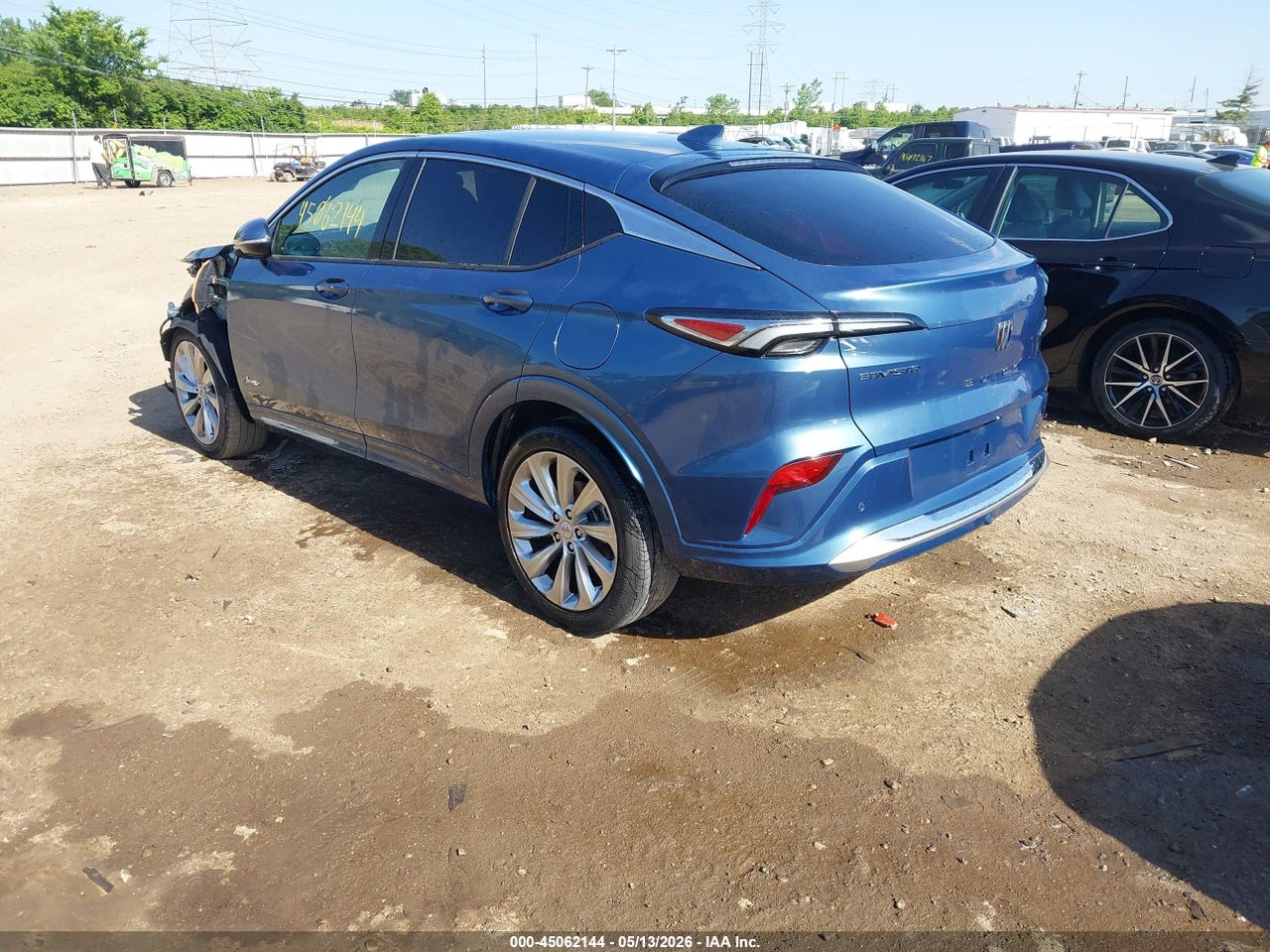 2024 BUICK ENVISTA AVENIR FWD thumbnail 4