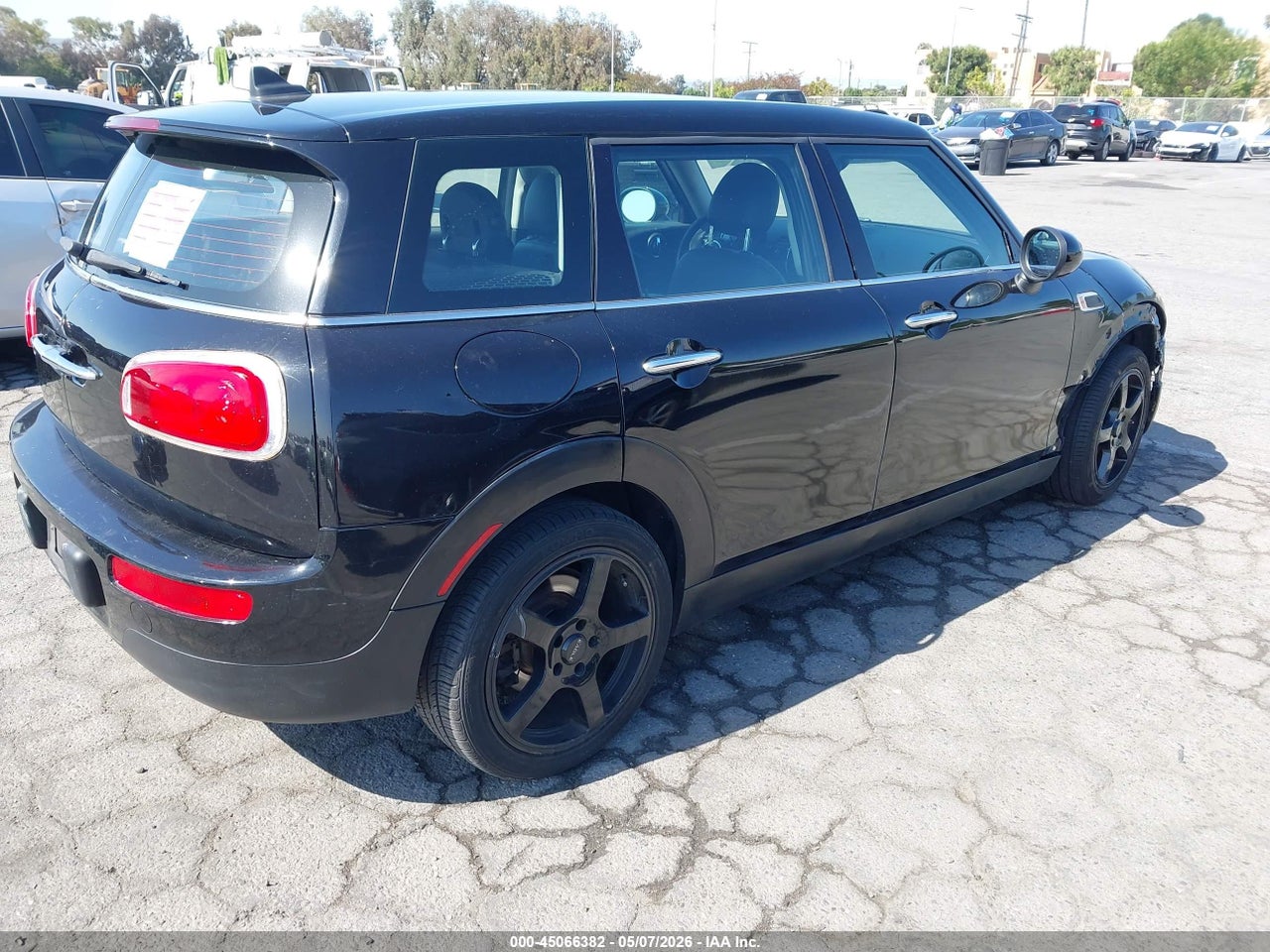 2016 MINI CLUBMAN COOPER thumbnail 5