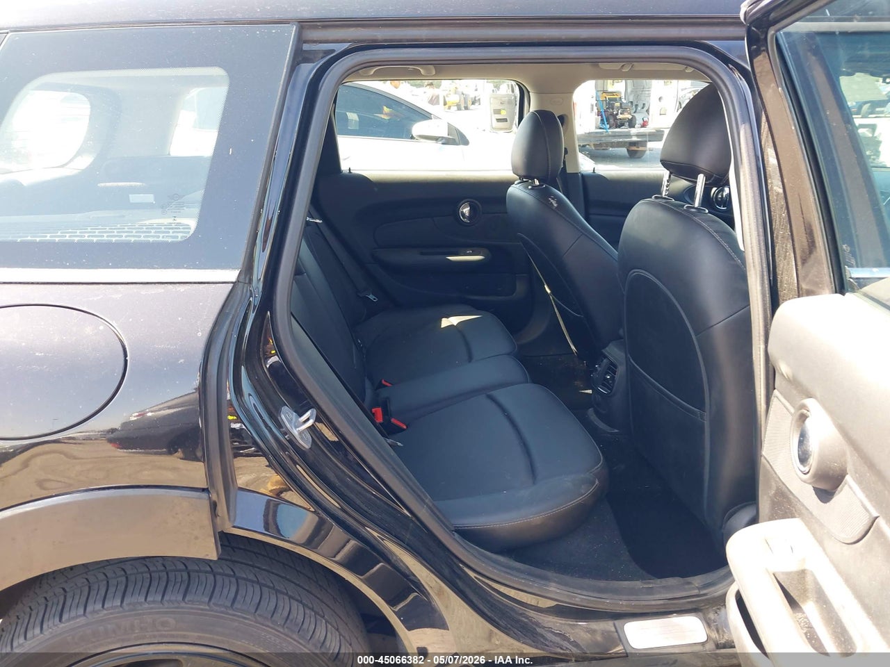 2016 MINI CLUBMAN COOPER thumbnail 9