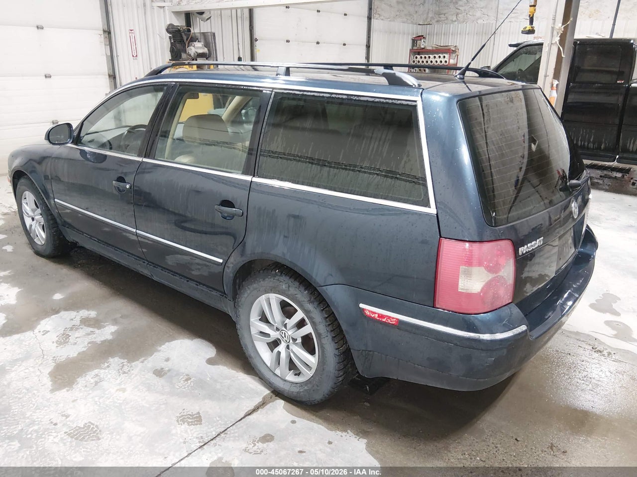 2005 VOLKSWAGEN PASSAT GLS thumbnail 4