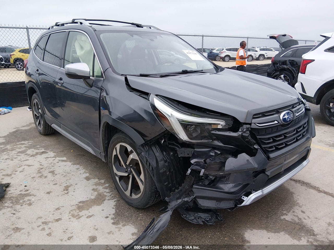 2023 SUBARU FORESTER TOURING thumbnail 2