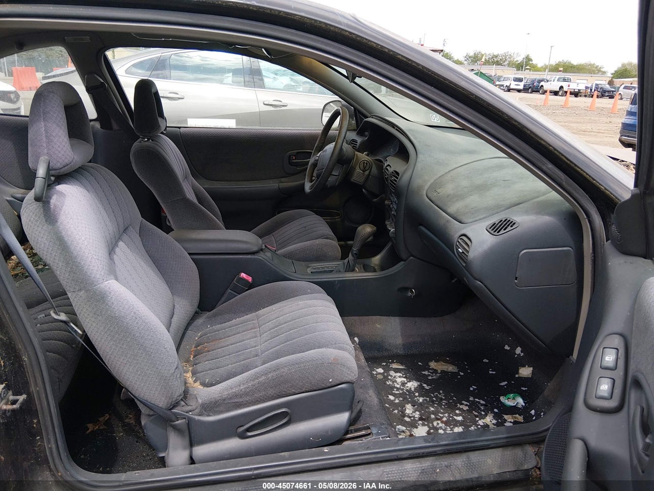 2000 PONTIAC GRAND PRIX GT · 5/12