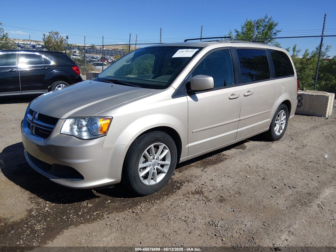 2013 DODGE GRAND CARAVAN SXT · 2/12