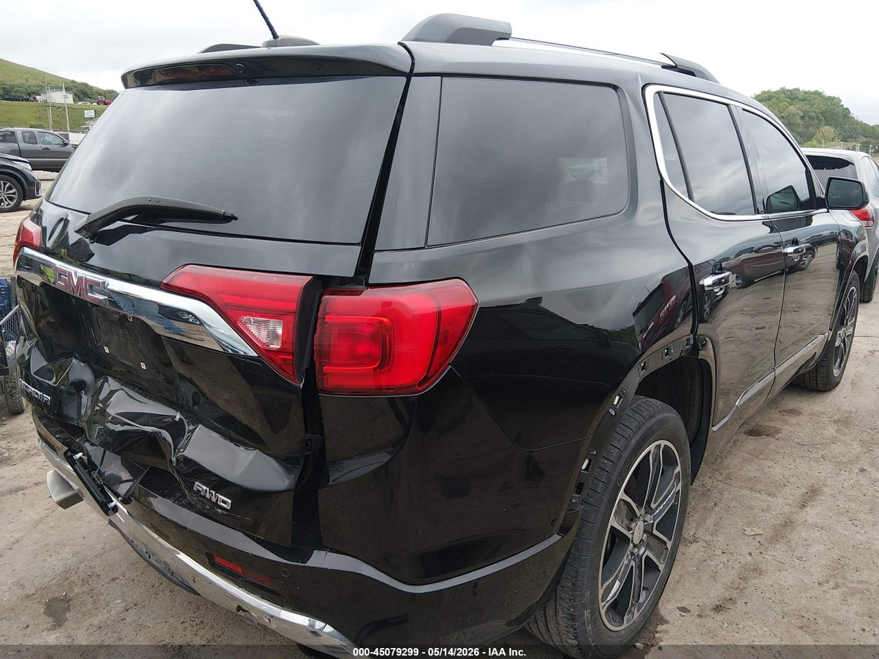 2017 GMC ACADIA DENALI thumbnail 5