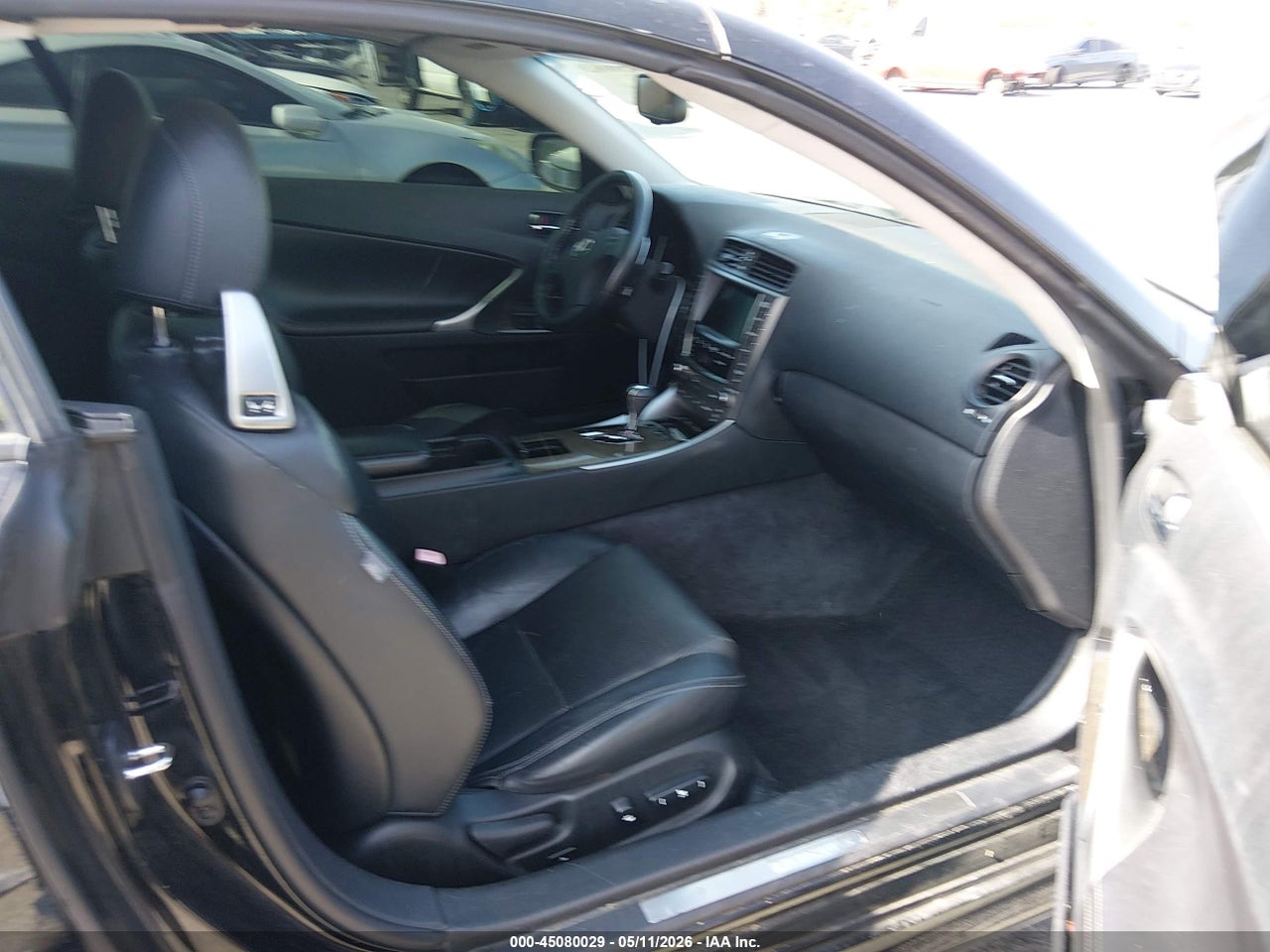 2010 LEXUS IS 350C   · 5/12