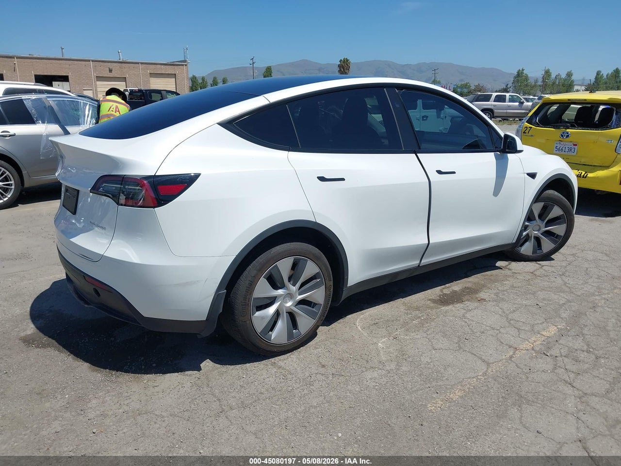 2024 TESLA MODEL Y LONG RANGE DUAL MOTOR ALL-WHEEL DRIVE · 4/12