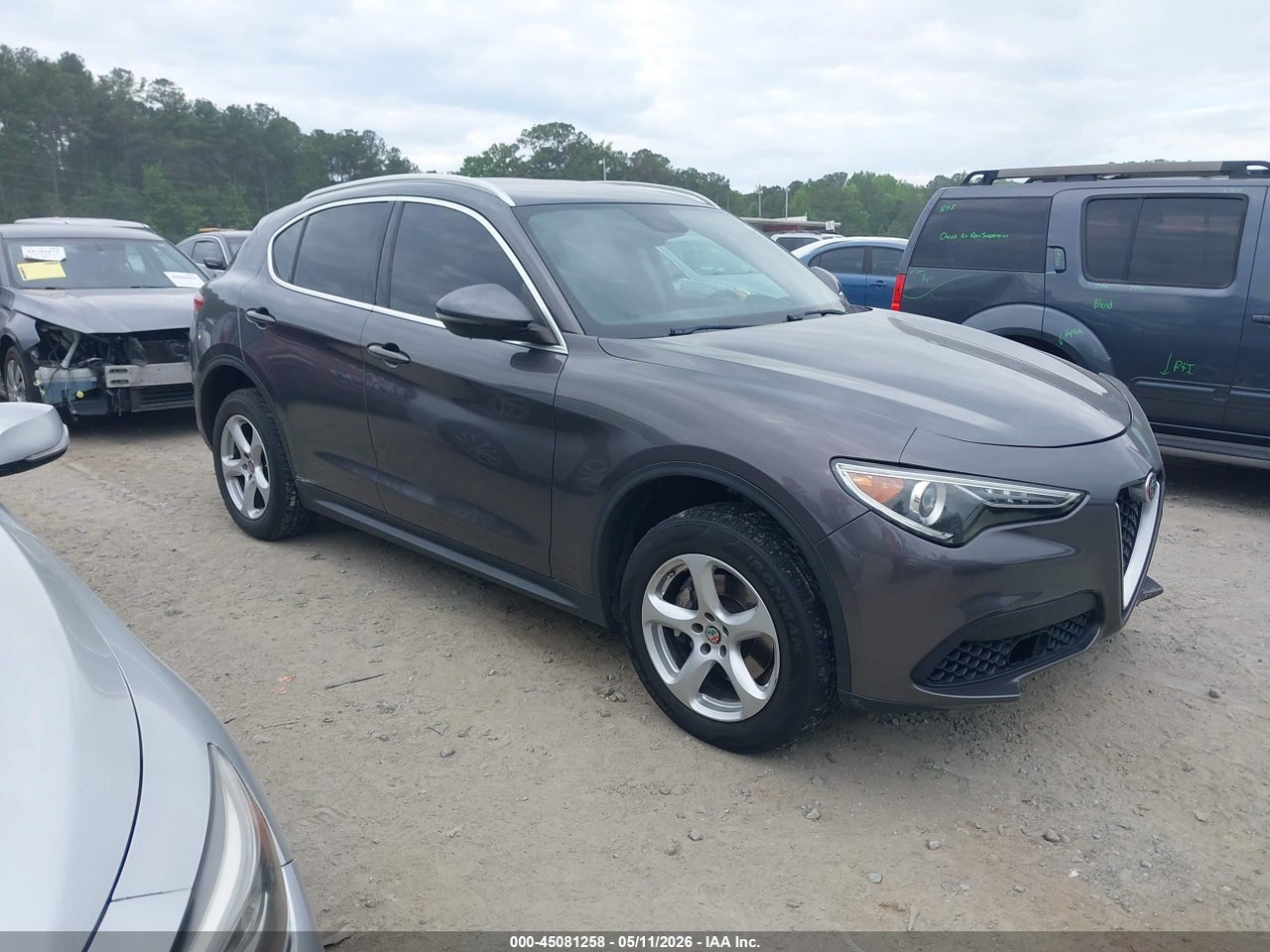 ZASPAJAN7K7****** · 2019 ALFA ROMEO STELVIO RWD