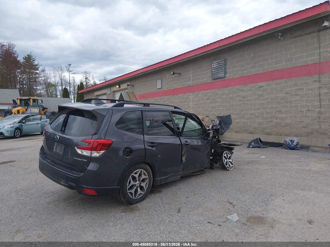 Image 4