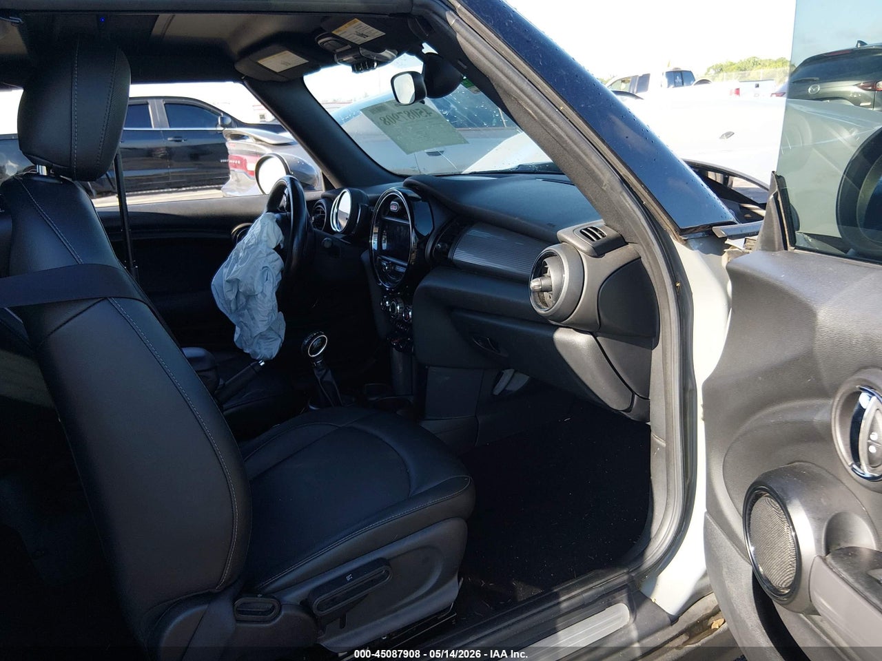 2019 MINI CONVERTIBLE COOPER thumbnail 6