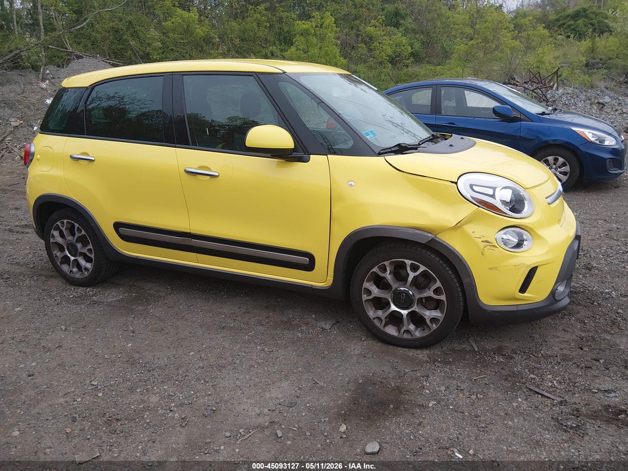 2014 FIAT 500L TREKKING thumbnail 2